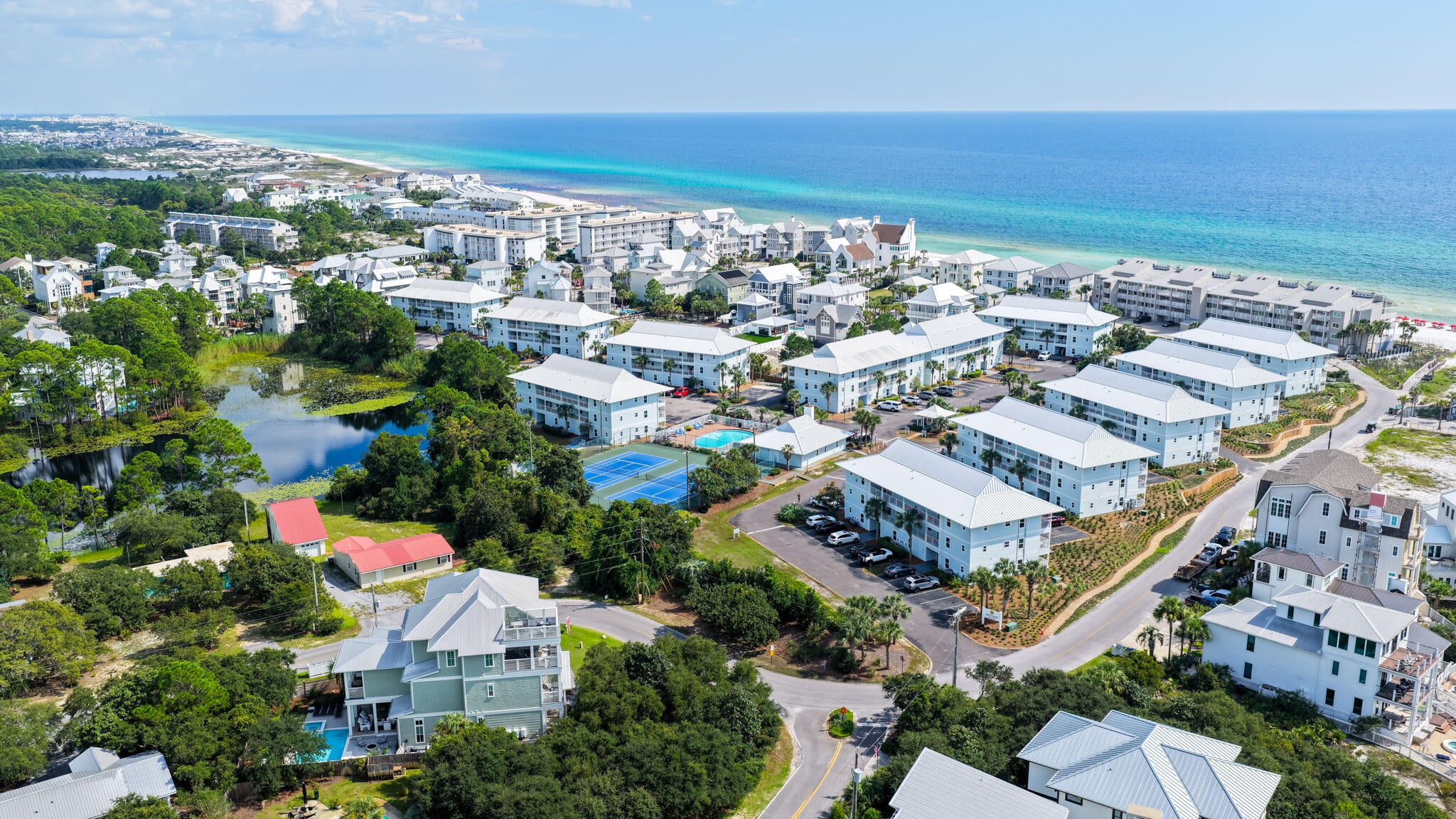 BEACHSIDE VILLAS CONDO - Residential