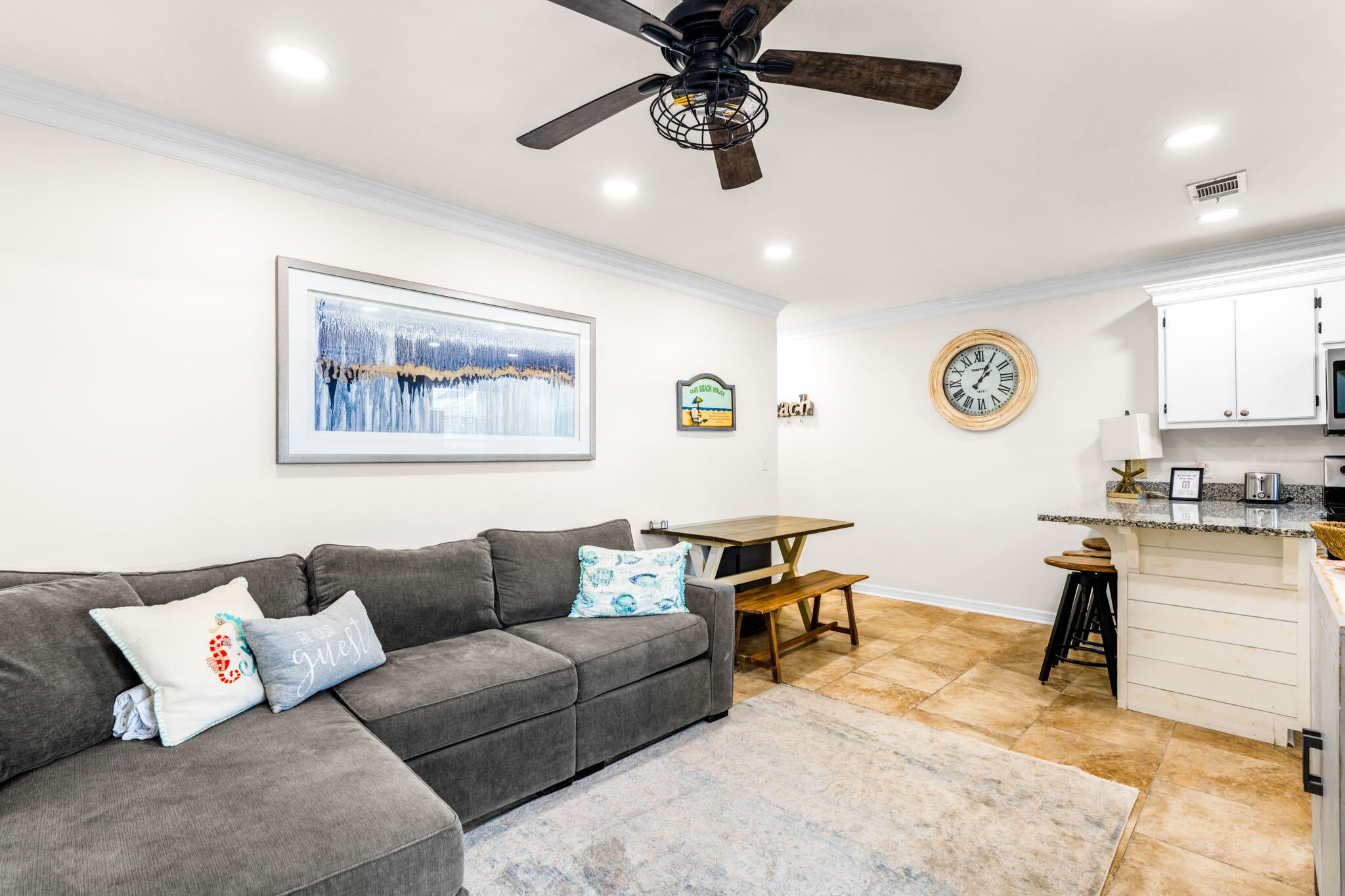 BEACHSIDE VILLAS CONDO - Residential