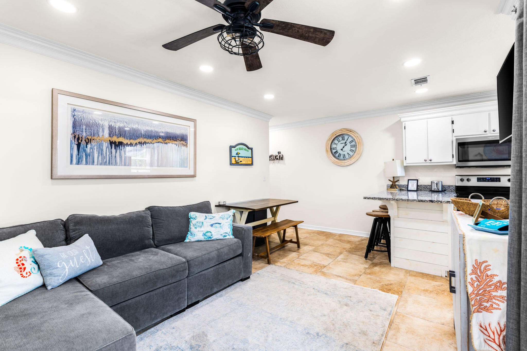 BEACHSIDE VILLAS CONDO - Residential