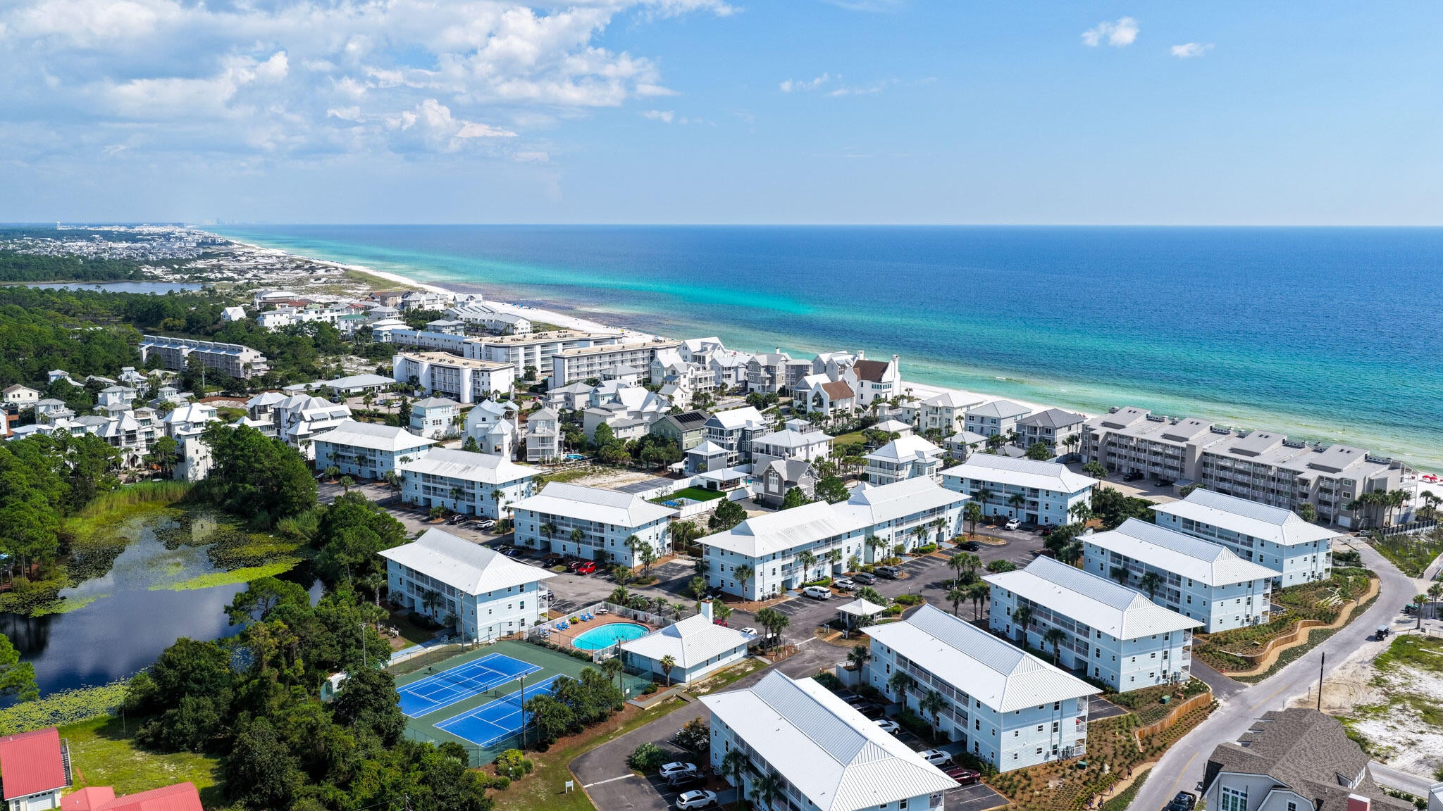 BEACHSIDE VILLAS CONDO - Residential