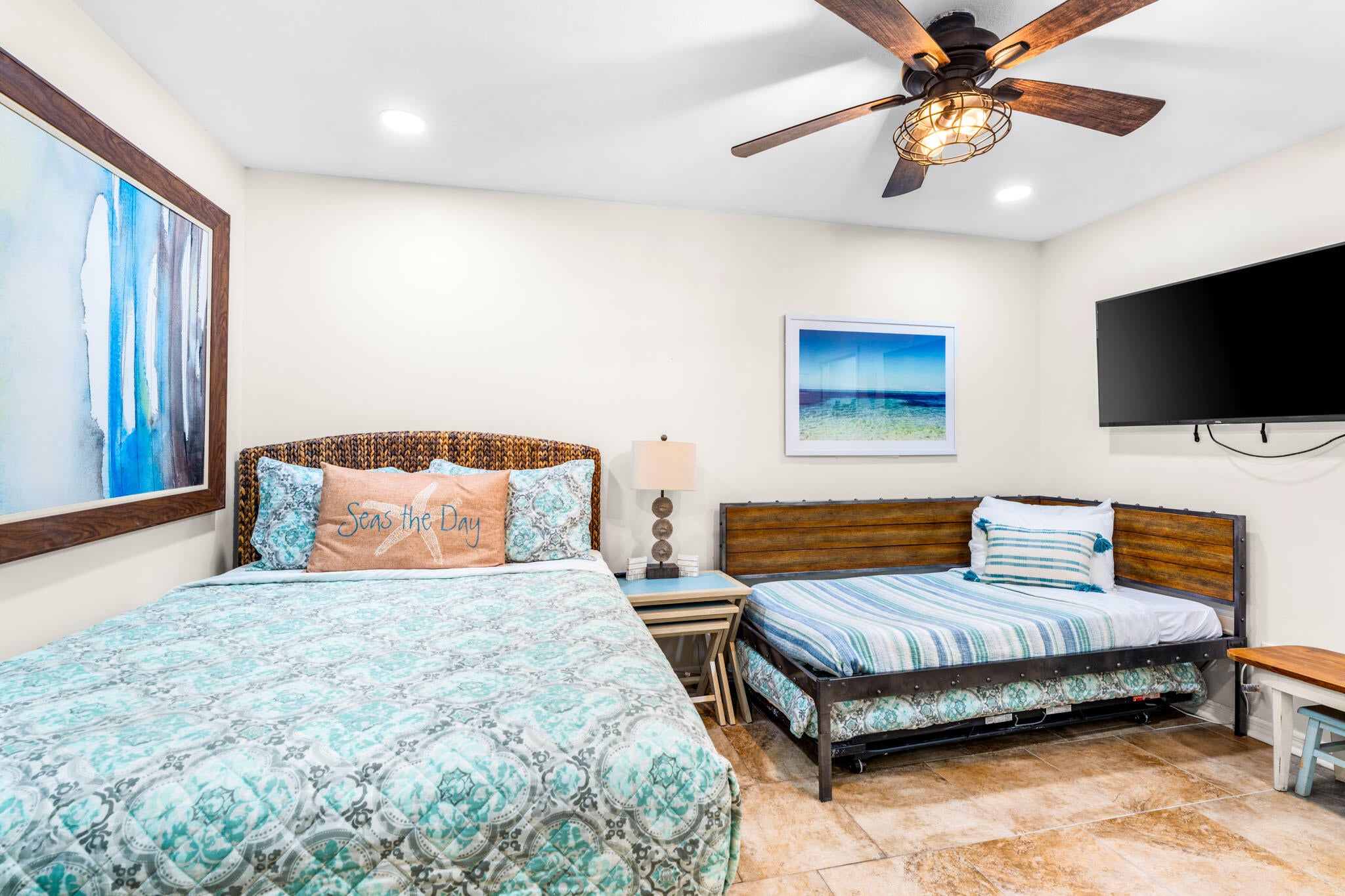 BEACHSIDE VILLAS CONDO - Residential