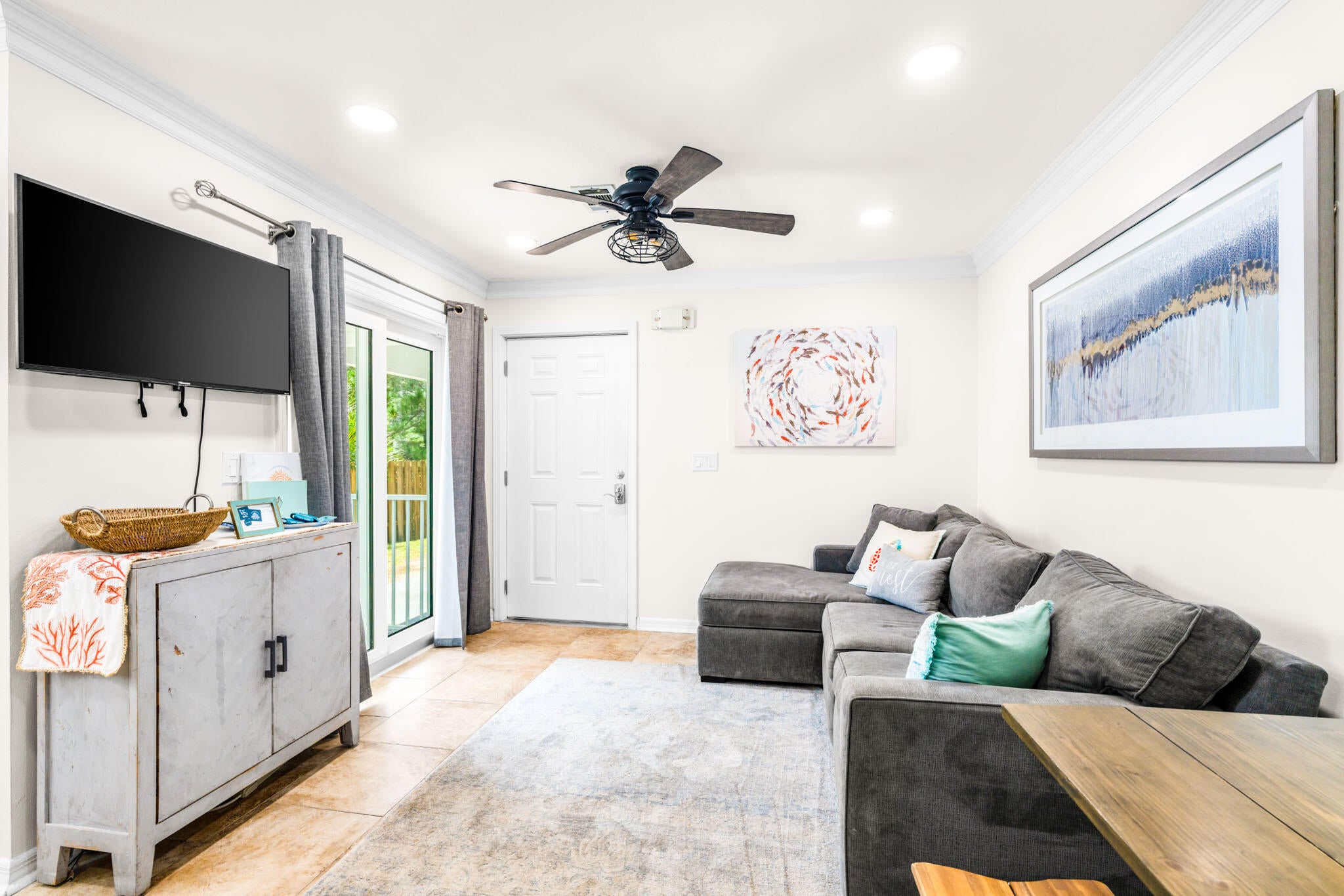 BEACHSIDE VILLAS CONDO - Residential