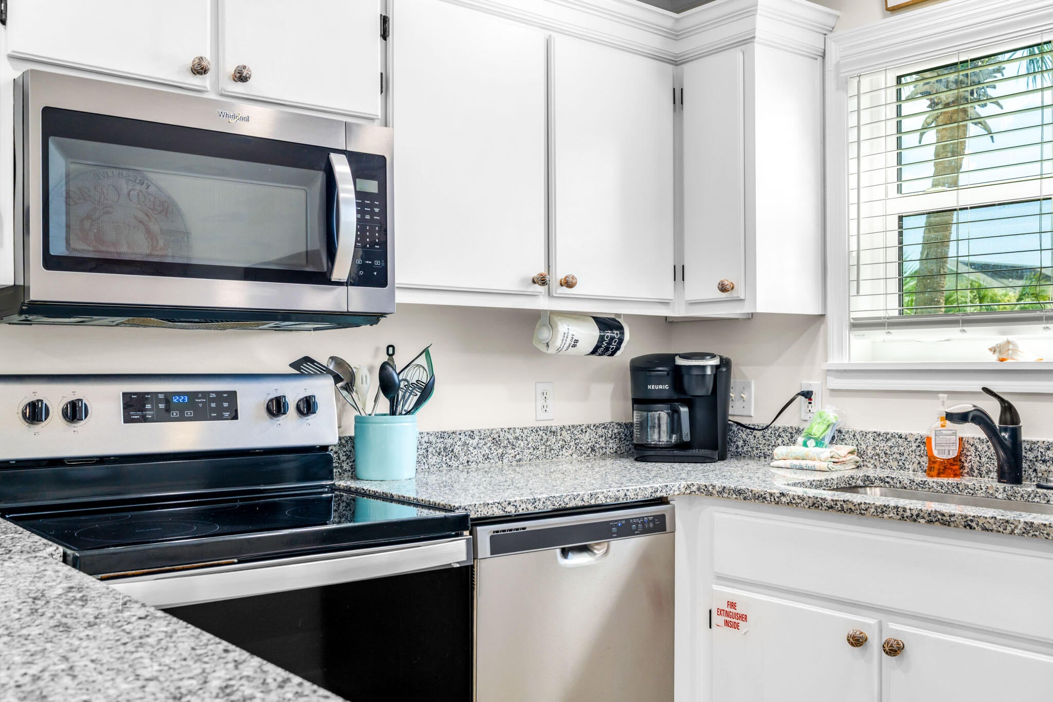 BEACHSIDE VILLAS CONDO - Residential