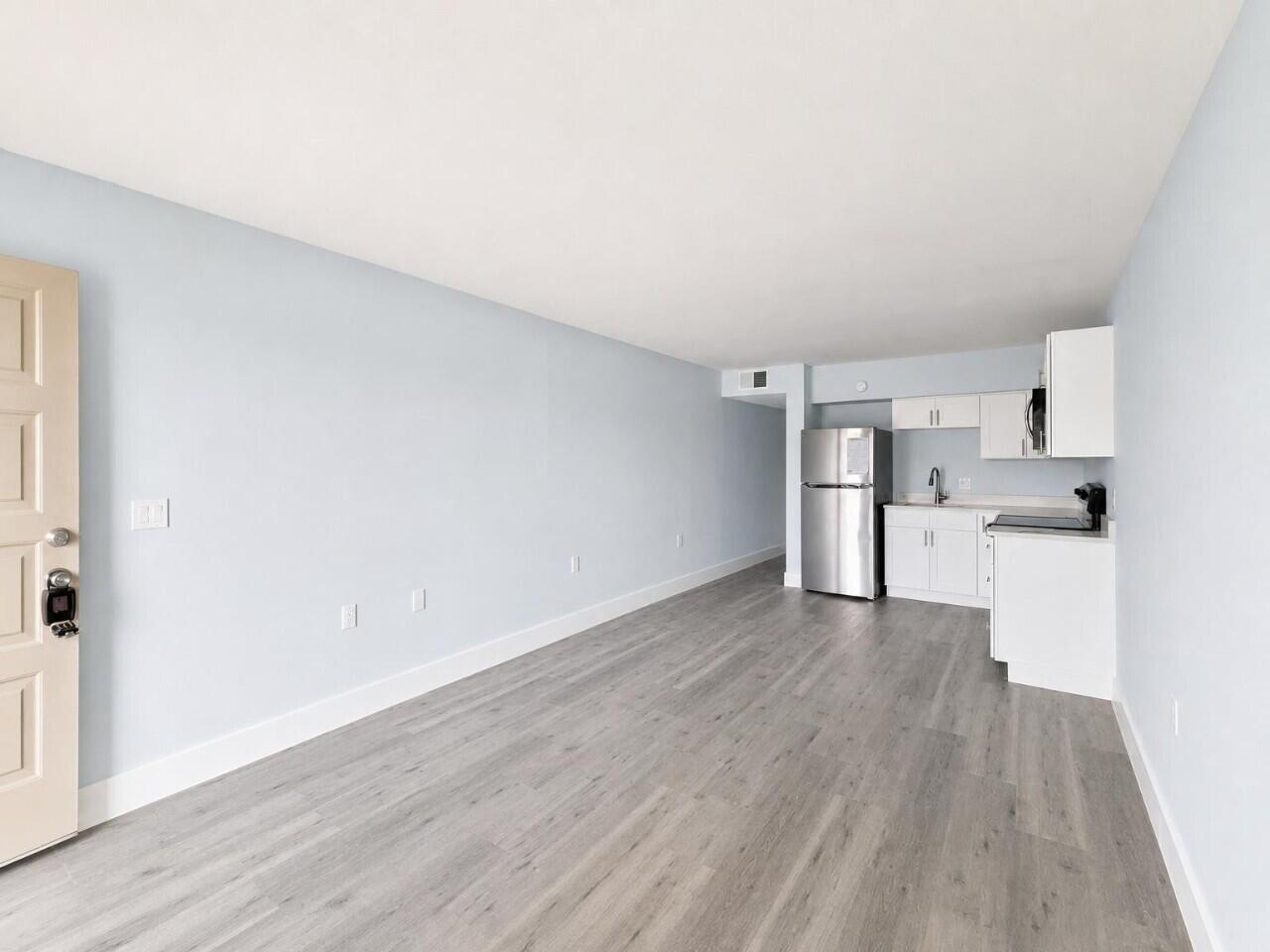 PIER ONE CONDO - Residential