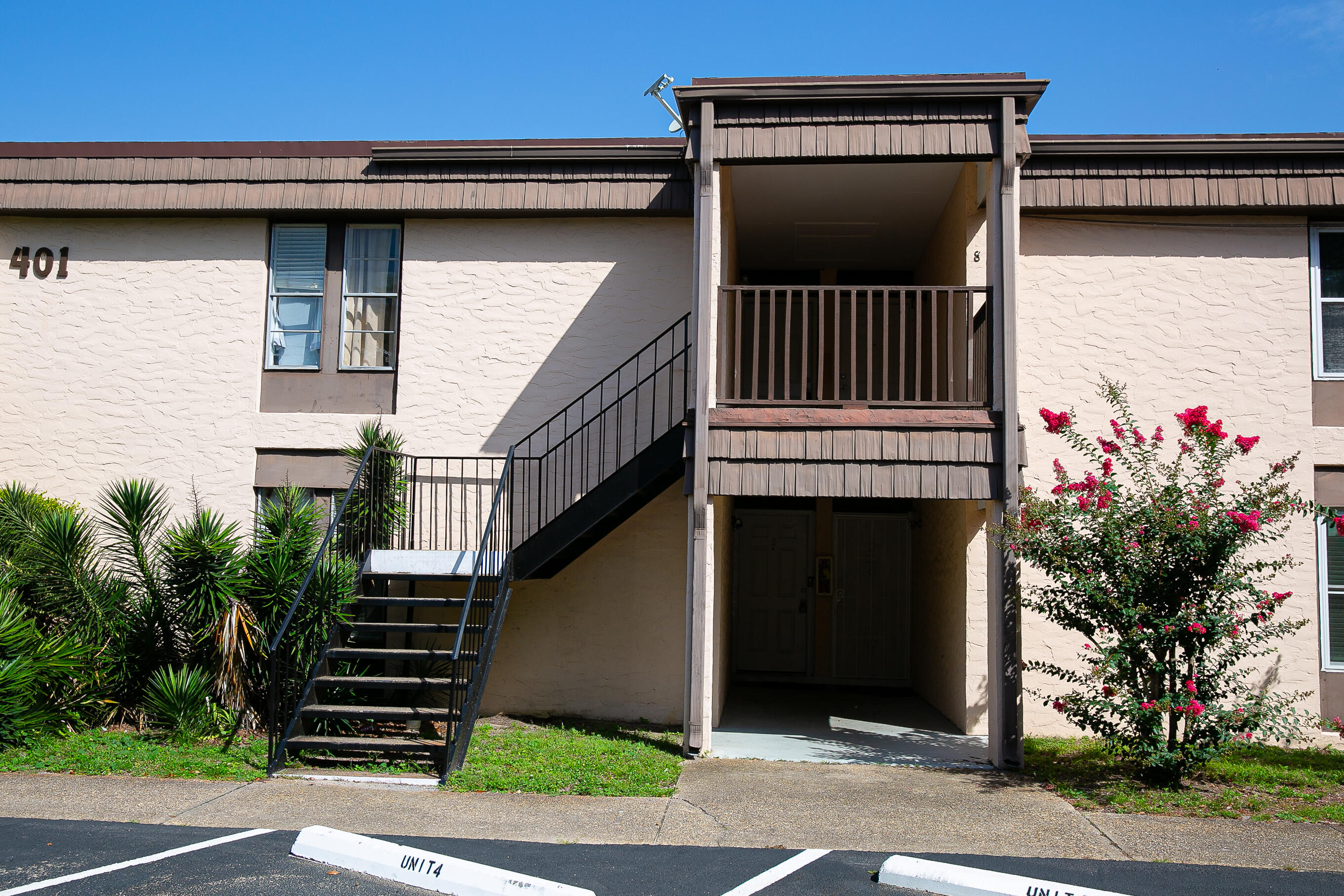 SPANISH VILLAS CONDO - Residential