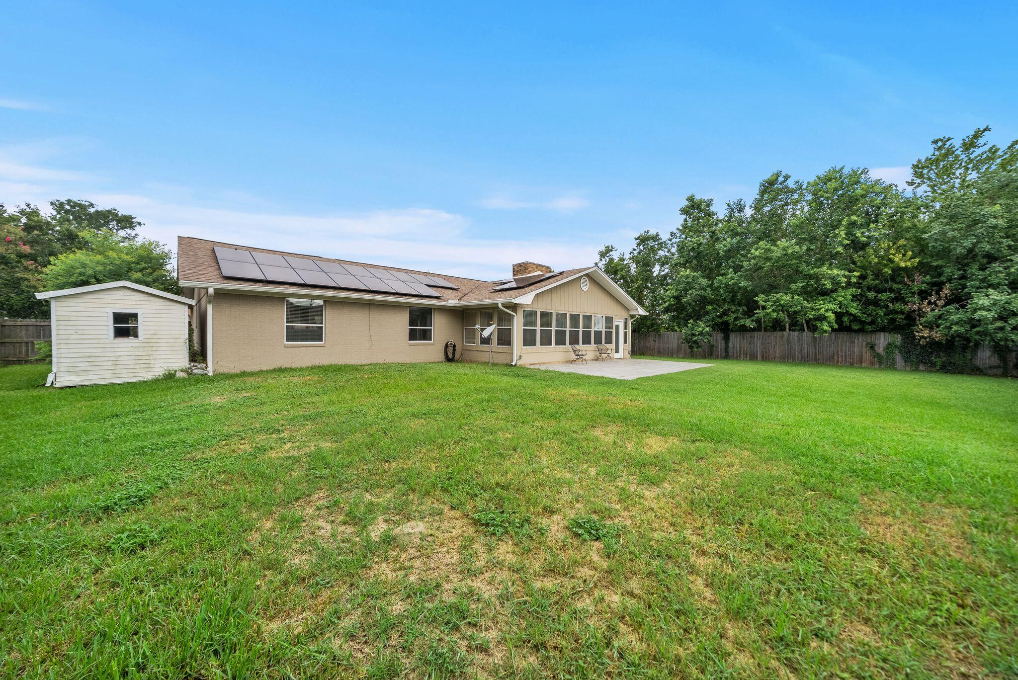 NO RECORDED SUBDIVISION - Residential