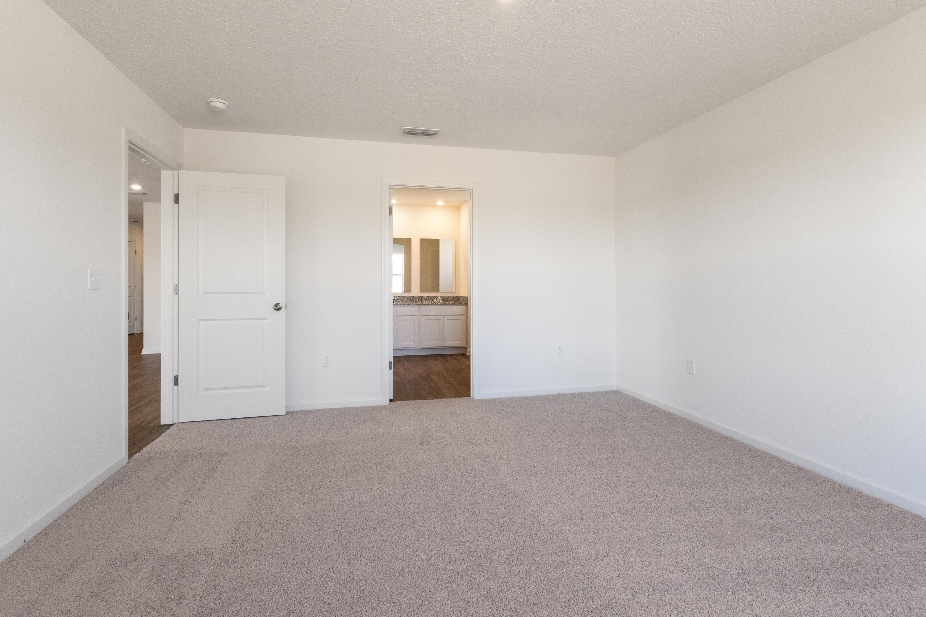 Sunny Hills Classic - Residential