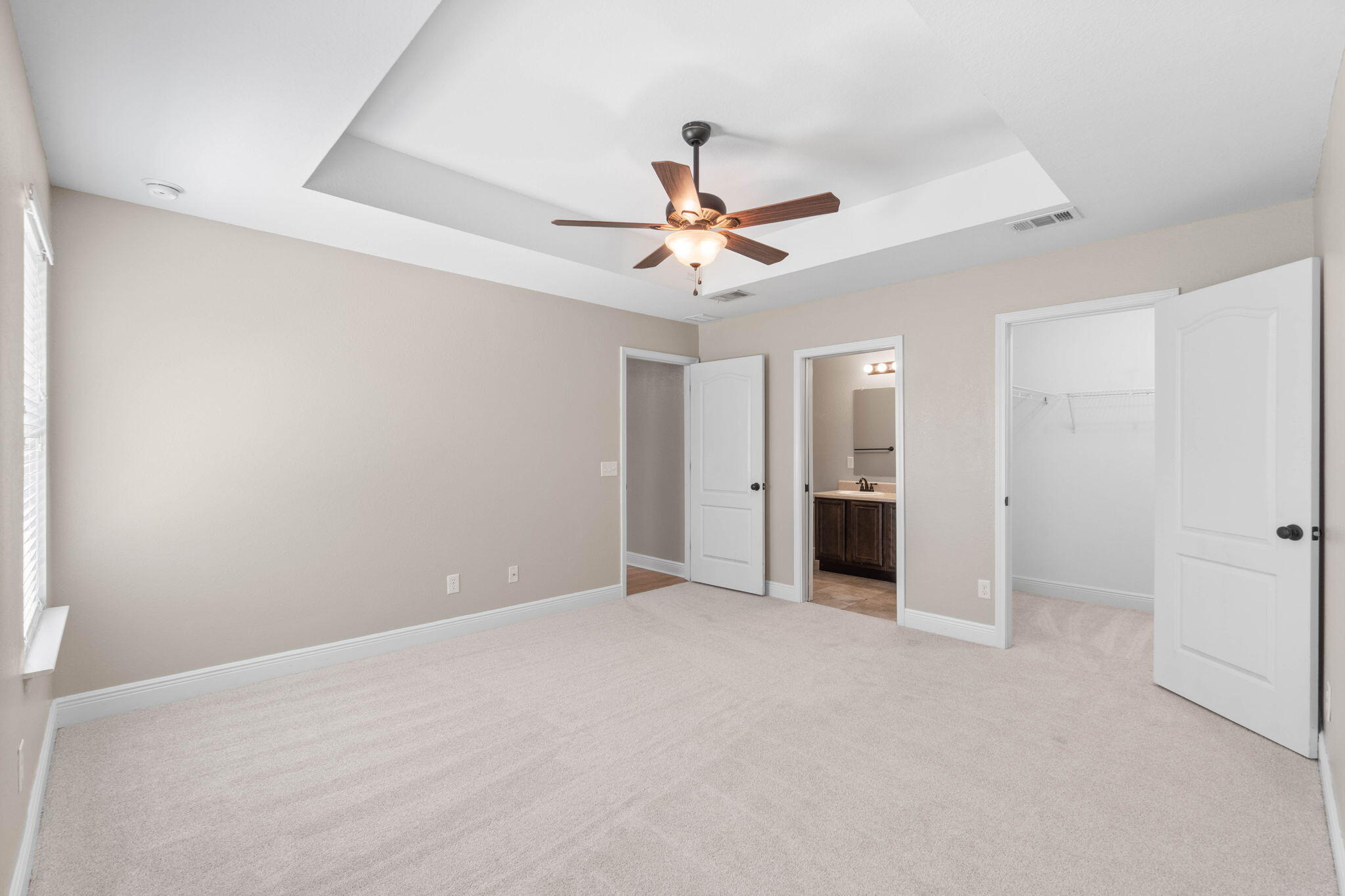 SHADOW LAKES - Residential