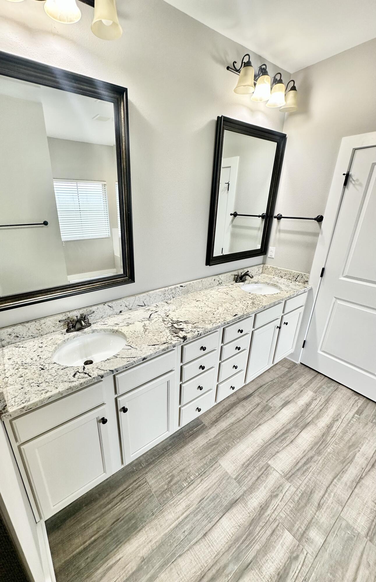 Vieux Carre' - Residential Lease