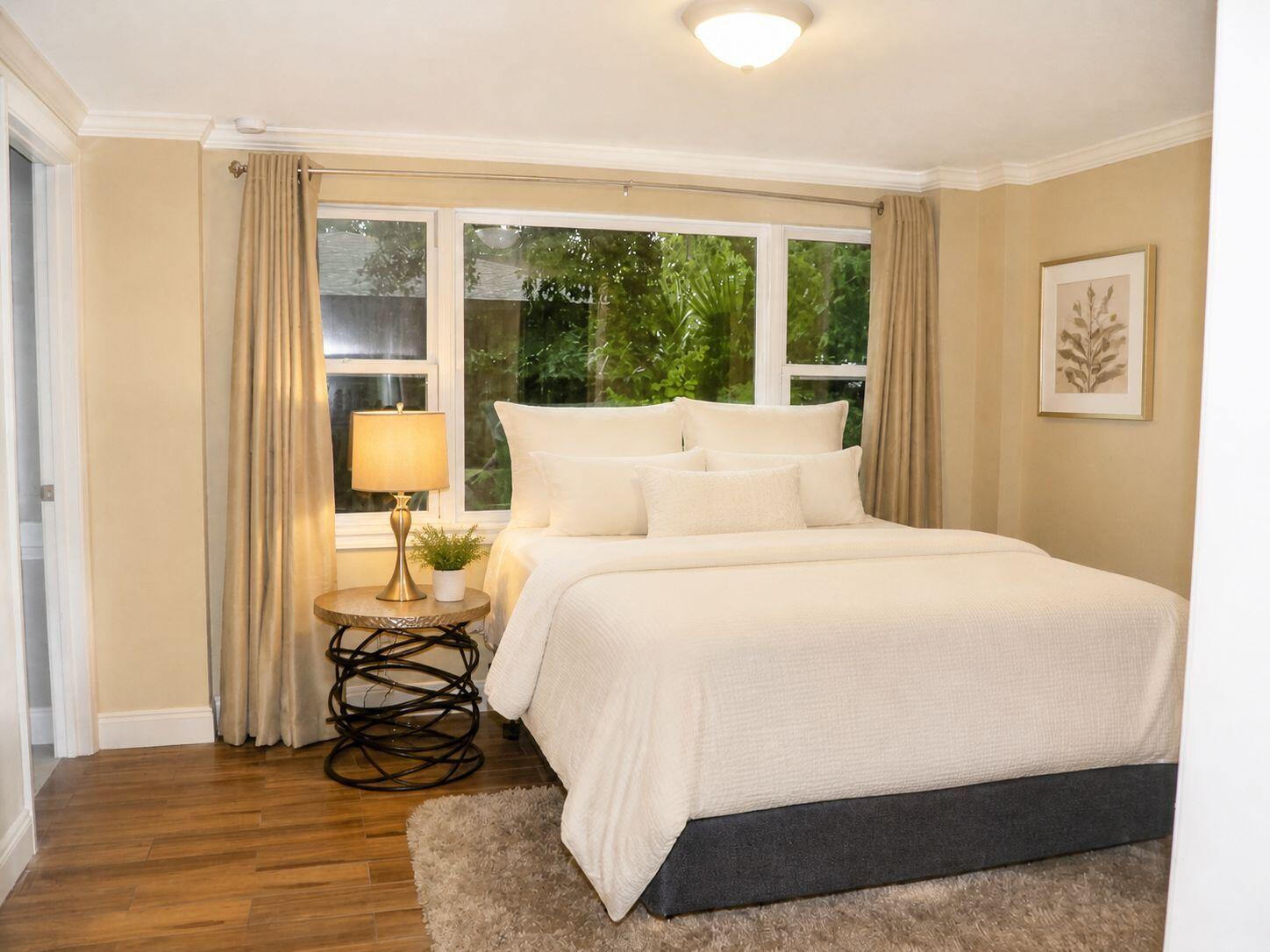 BAYSHORE PARK UNIT 1 - Residential Lease