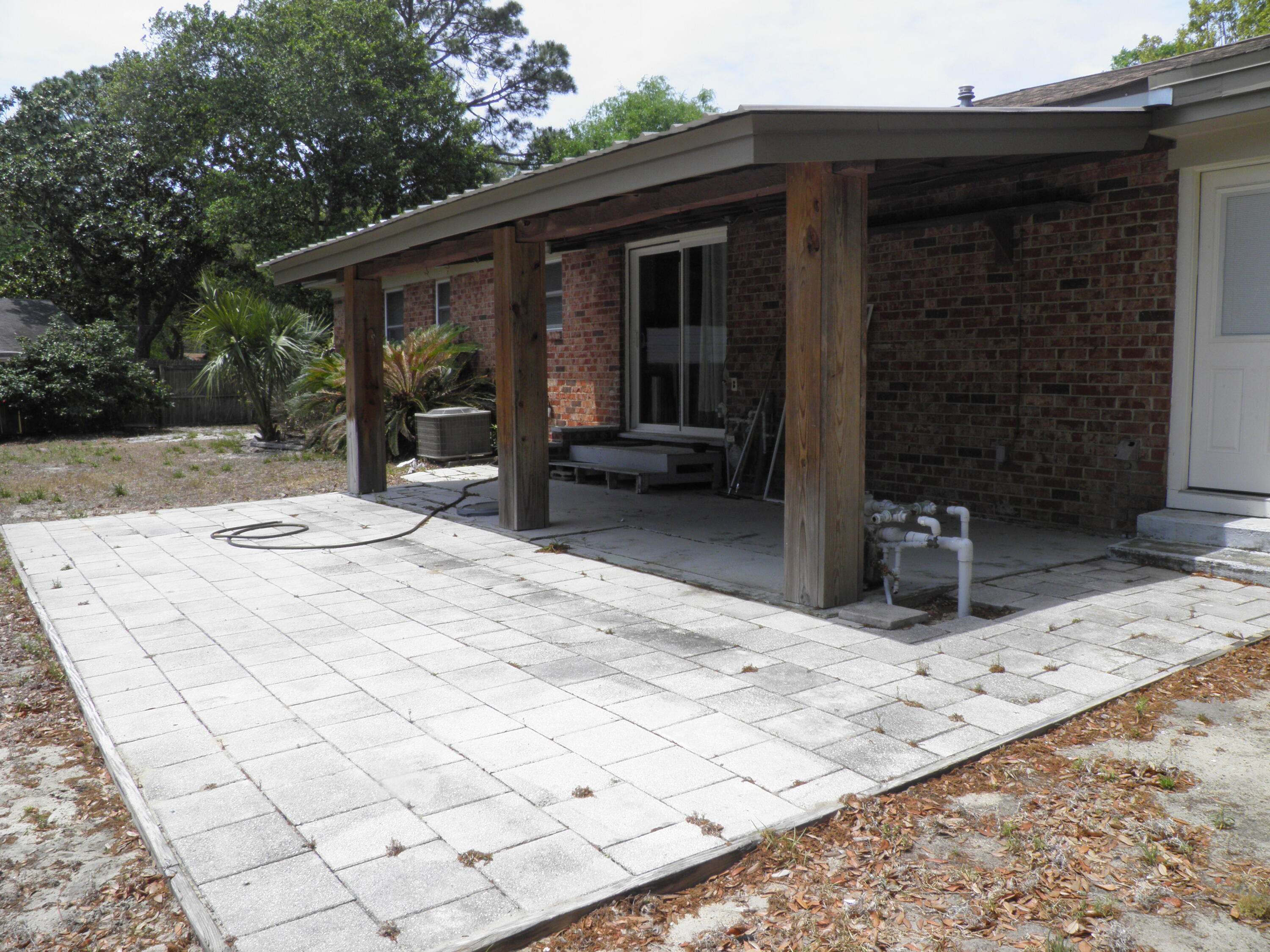 BAYSHORE PARK UNIT 1 - Residential Lease