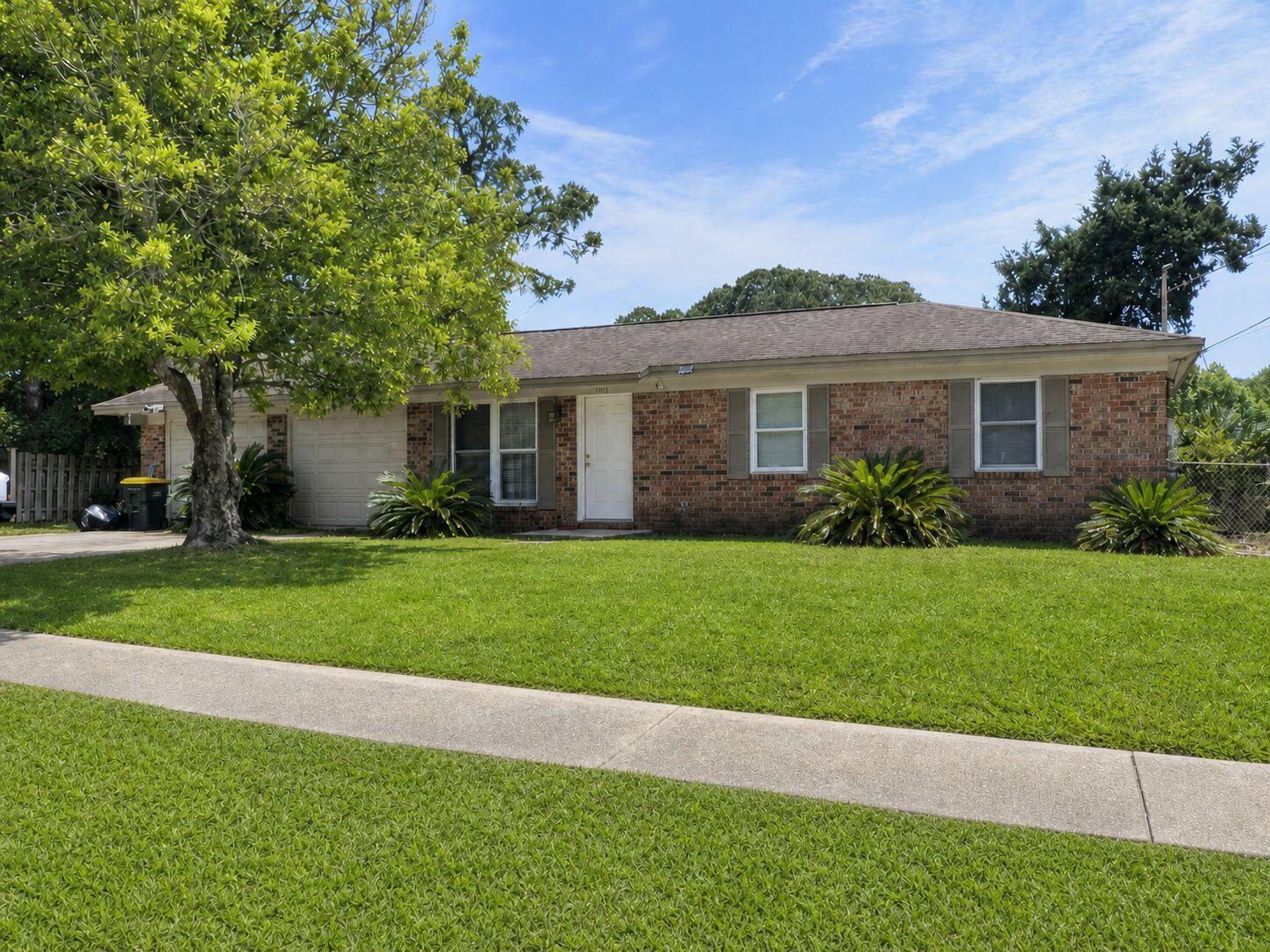 BAYSHORE PARK UNIT 1 - Residential Lease