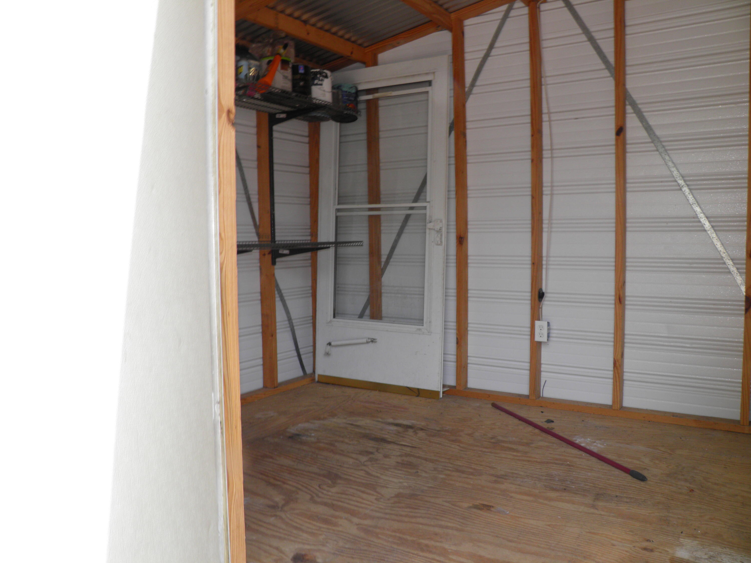 BAYSHORE PARK UNIT 1 - Residential Lease