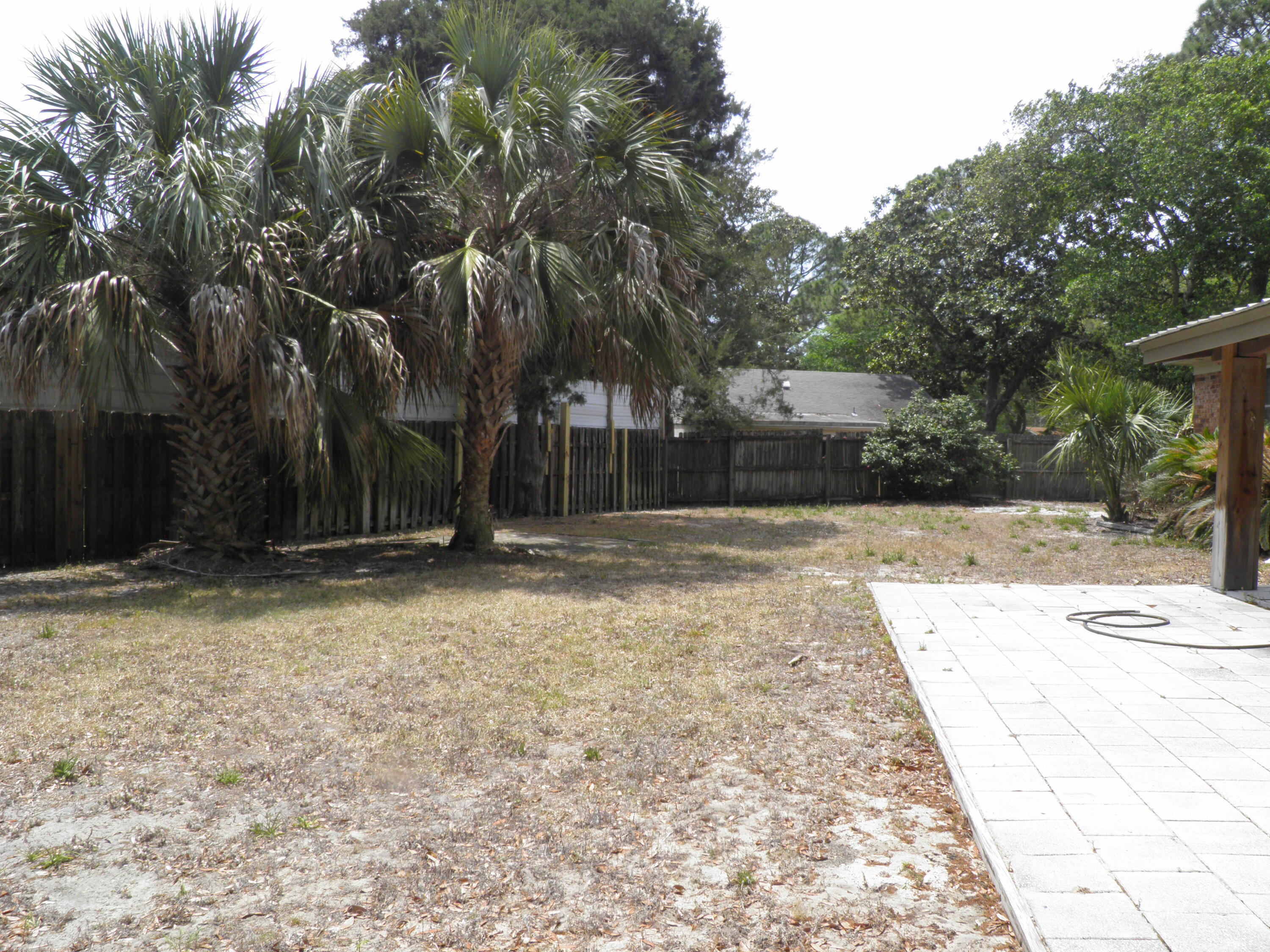 BAYSHORE PARK UNIT 1 - Residential Lease