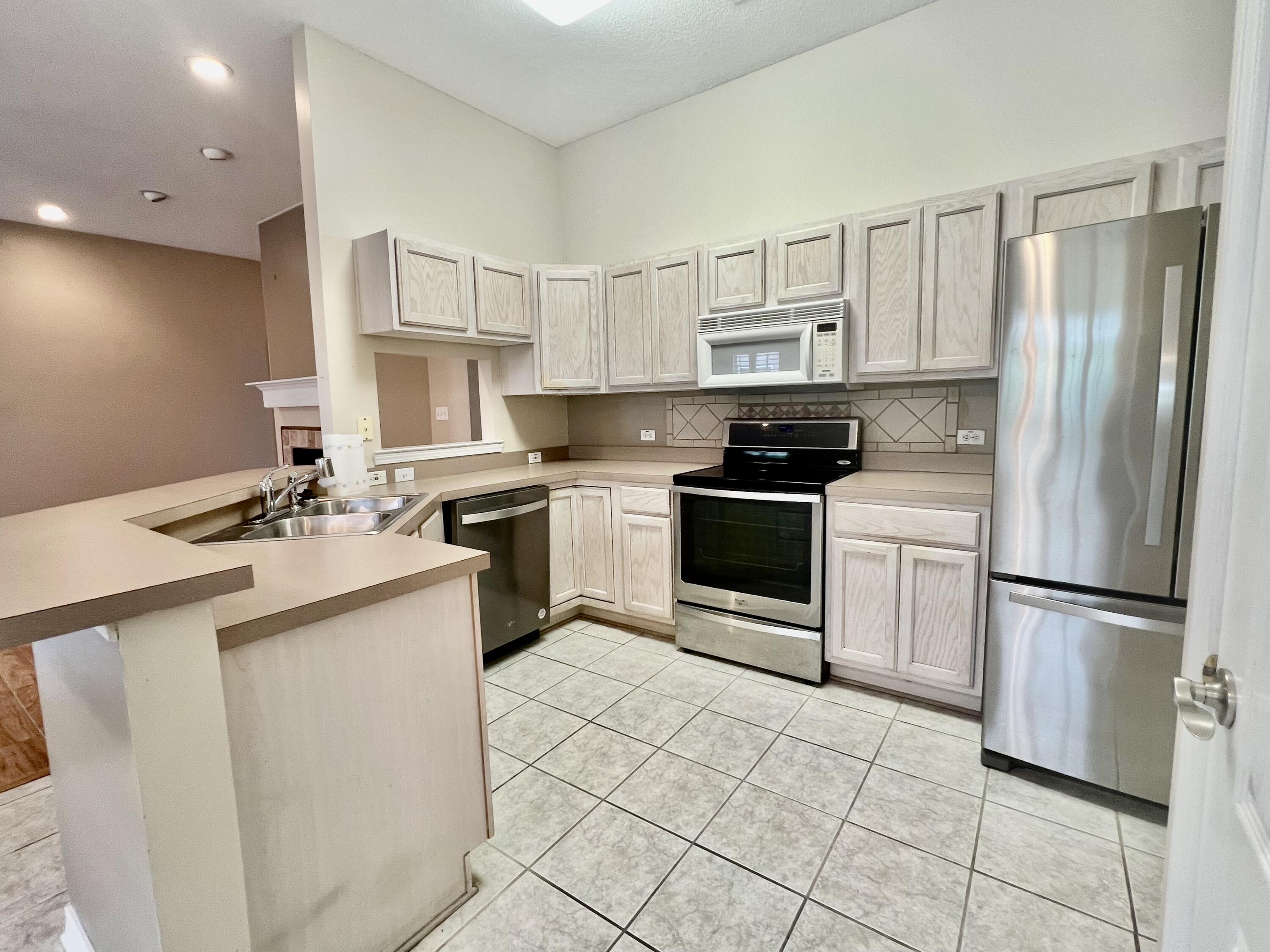 NORTH RIDGE CREEK S/D - Residential