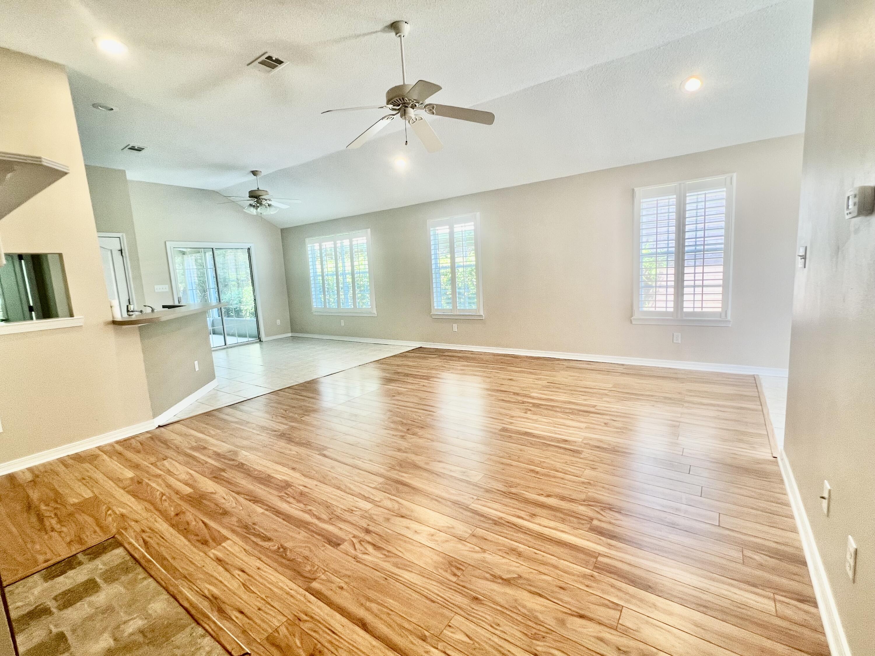 NORTH RIDGE CREEK S/D - Residential