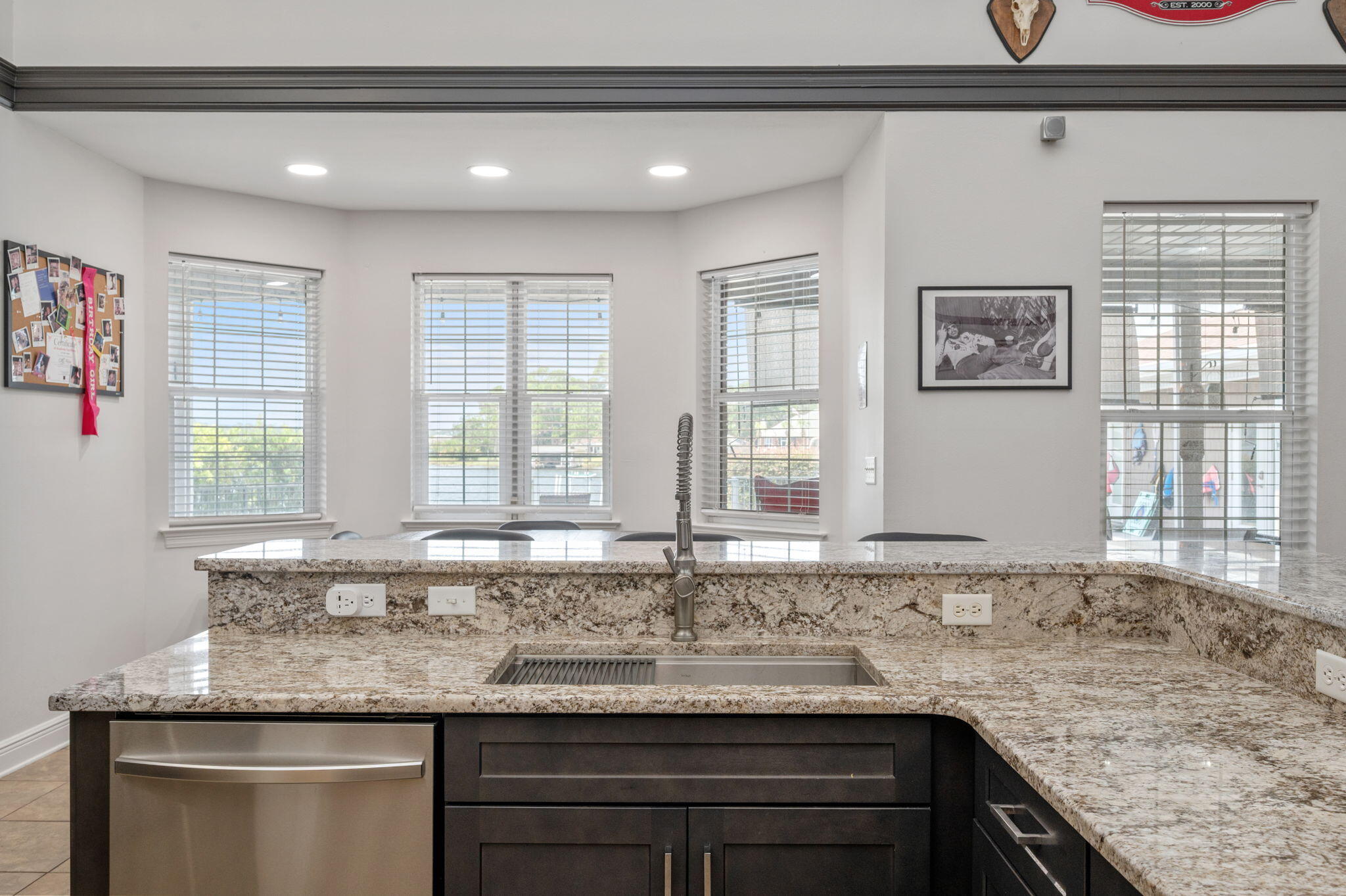 BELLA VISTA - Residential