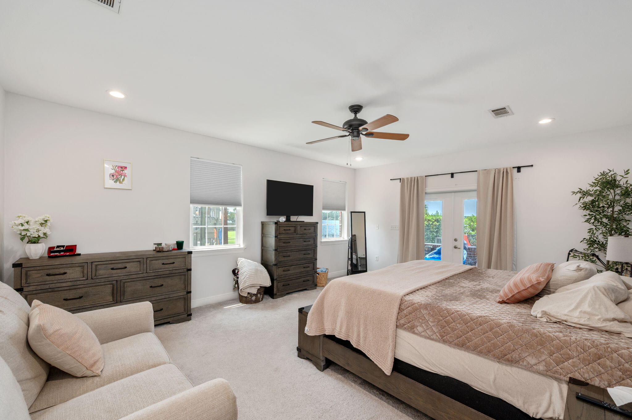 BELLA VISTA - Residential