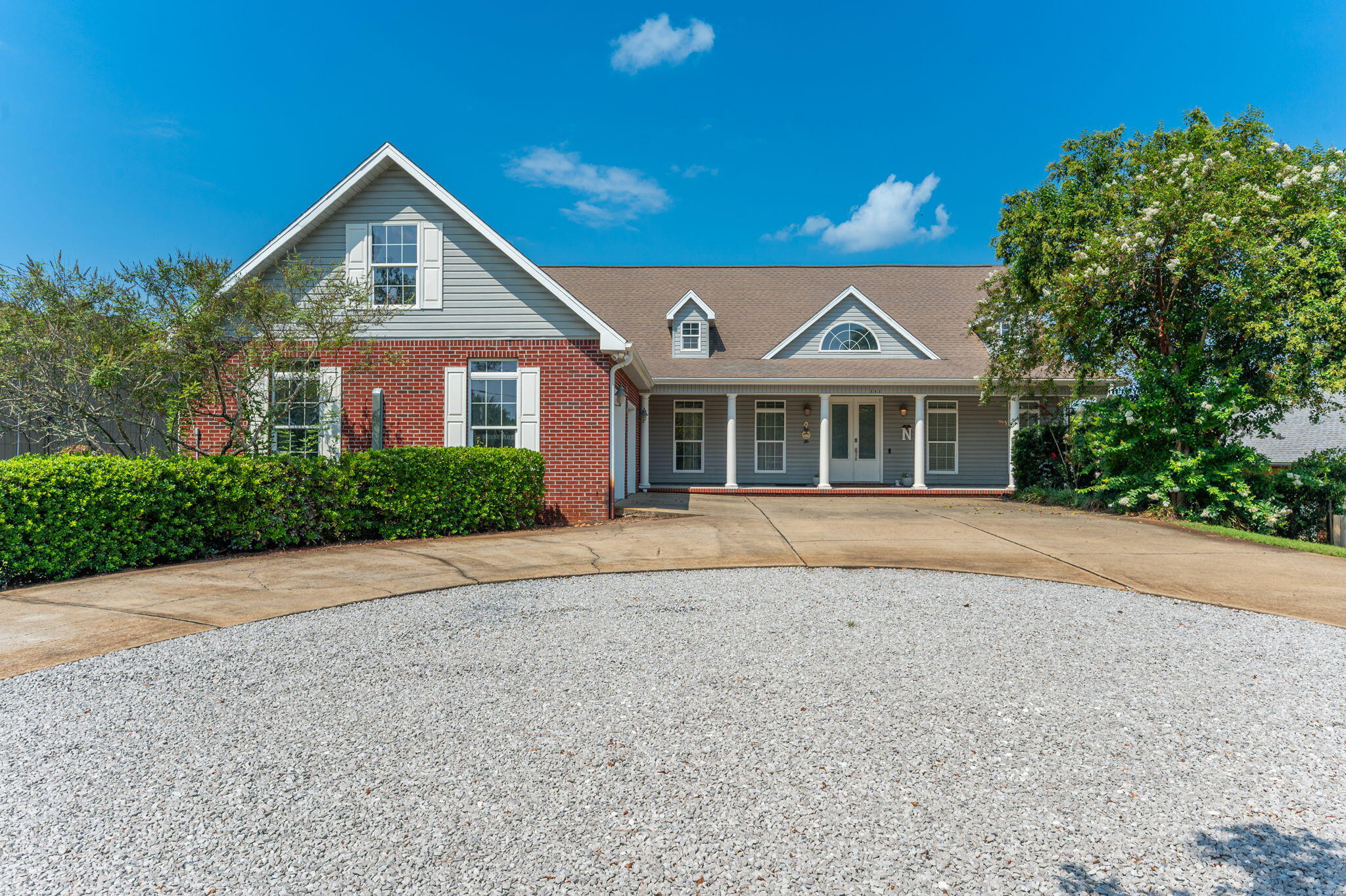 BELLA VISTA - Residential