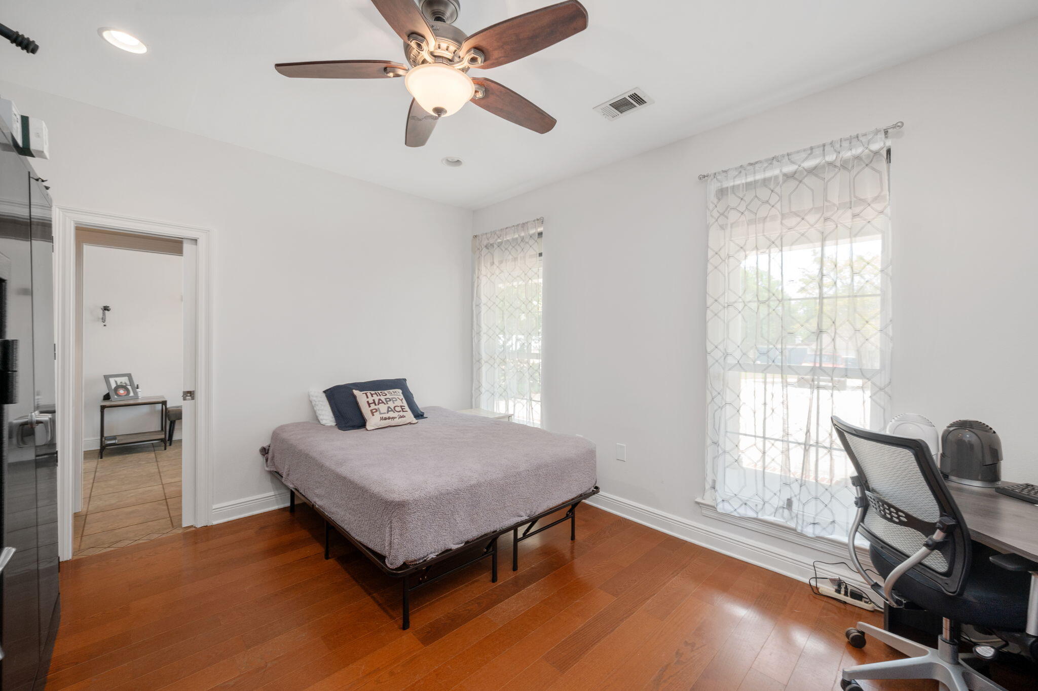 BELLA VISTA - Residential