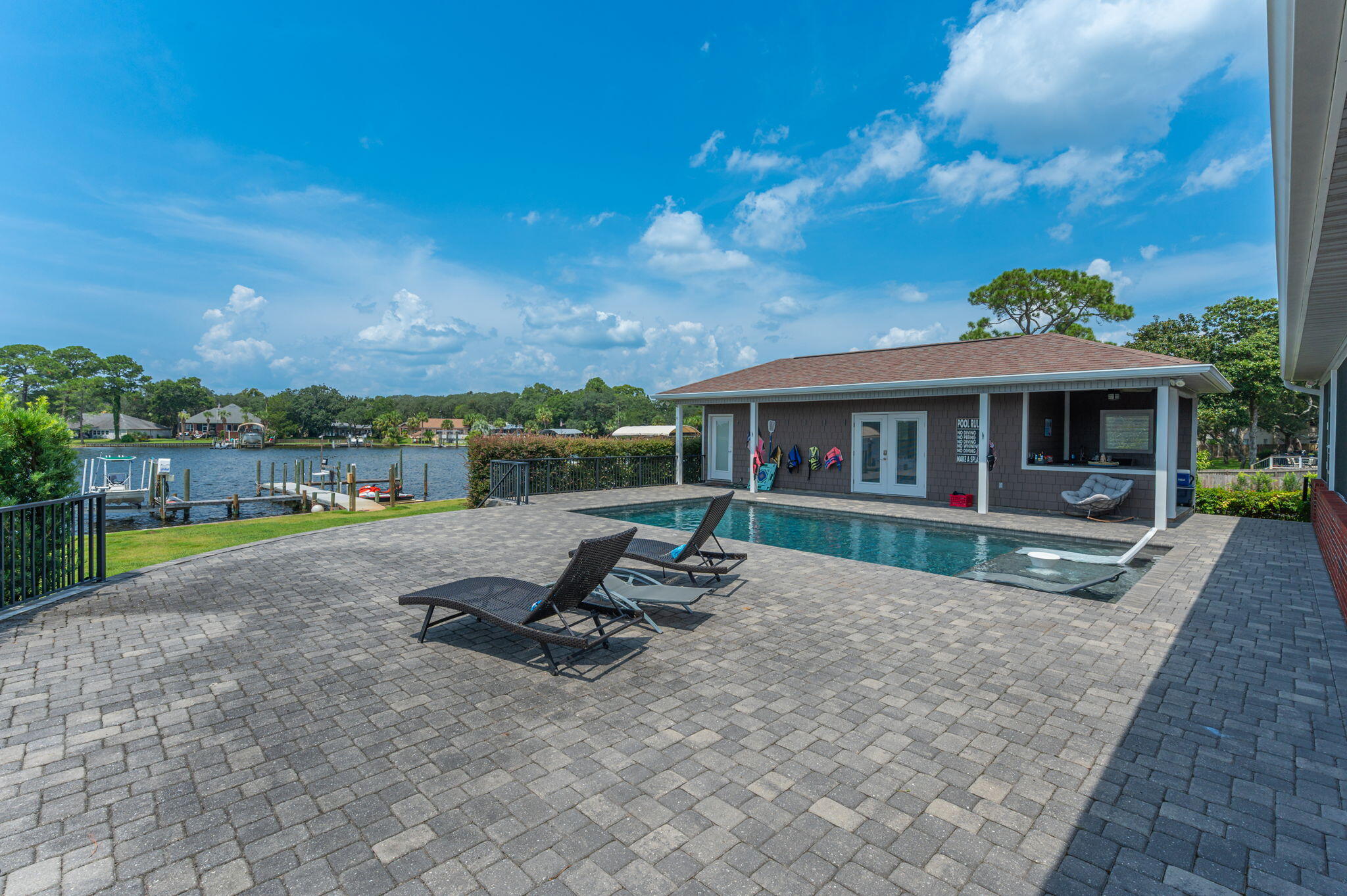 BELLA VISTA - Residential
