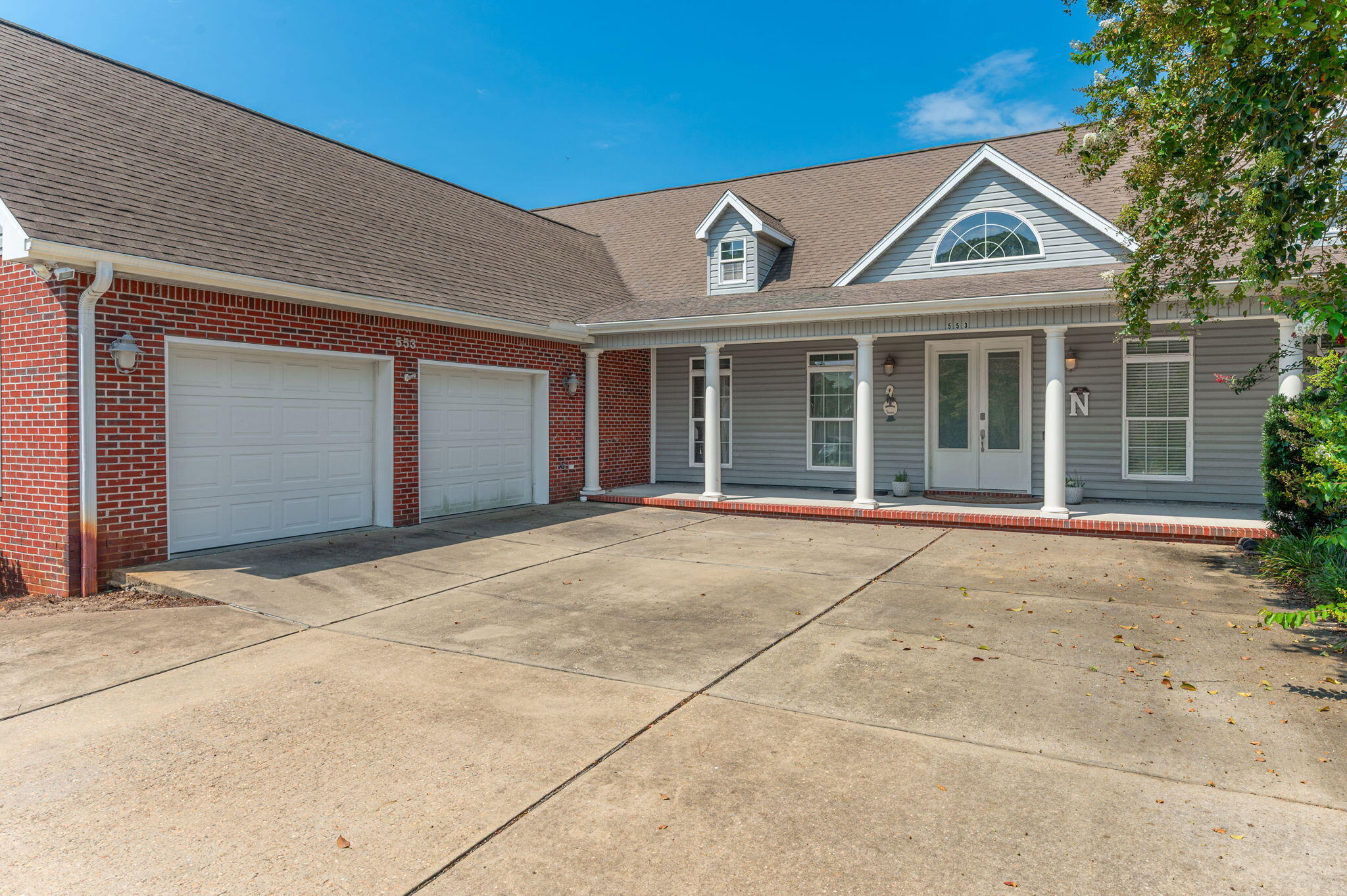BELLA VISTA - Residential