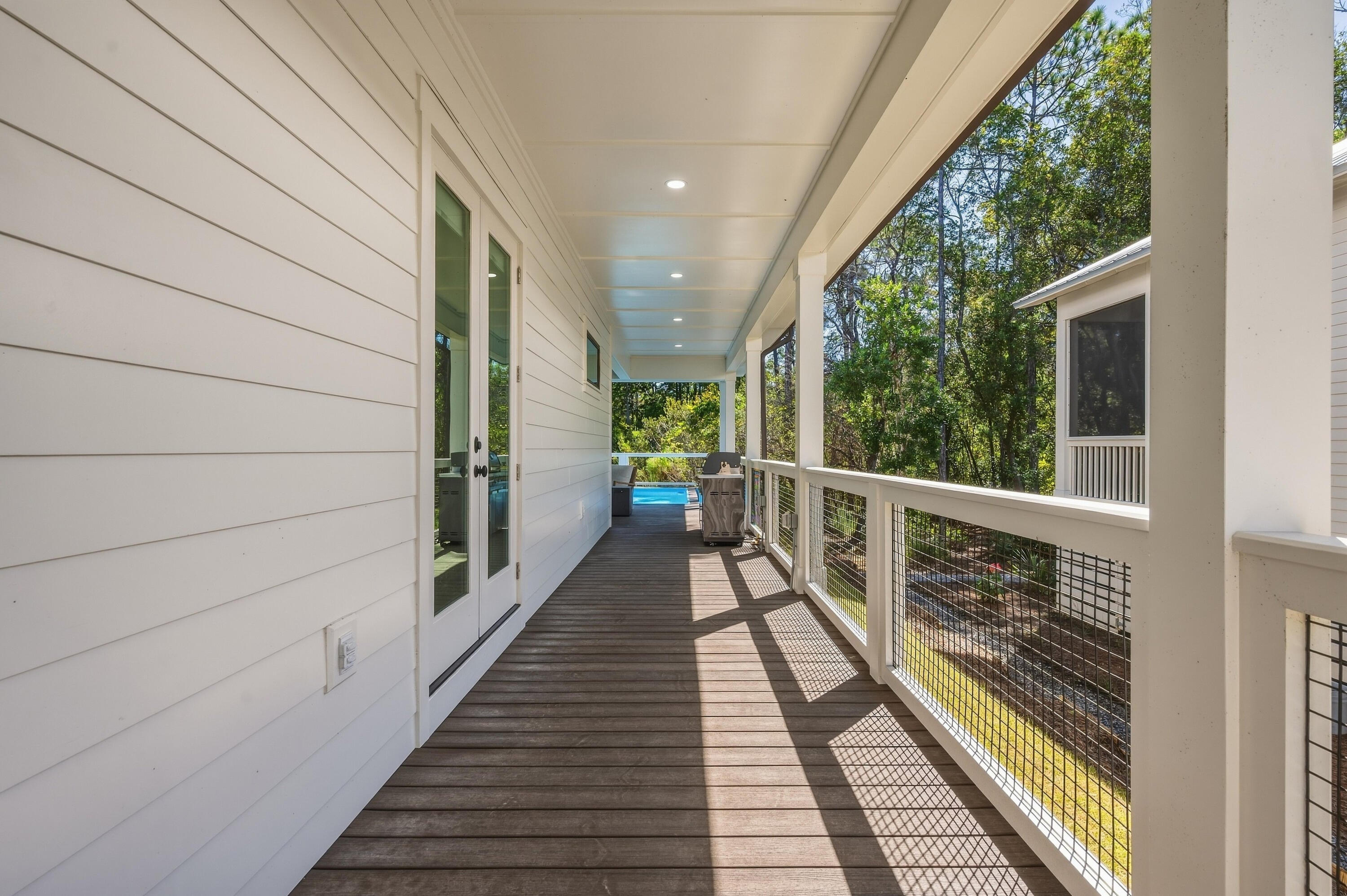Gulf Shore Manor - Residential