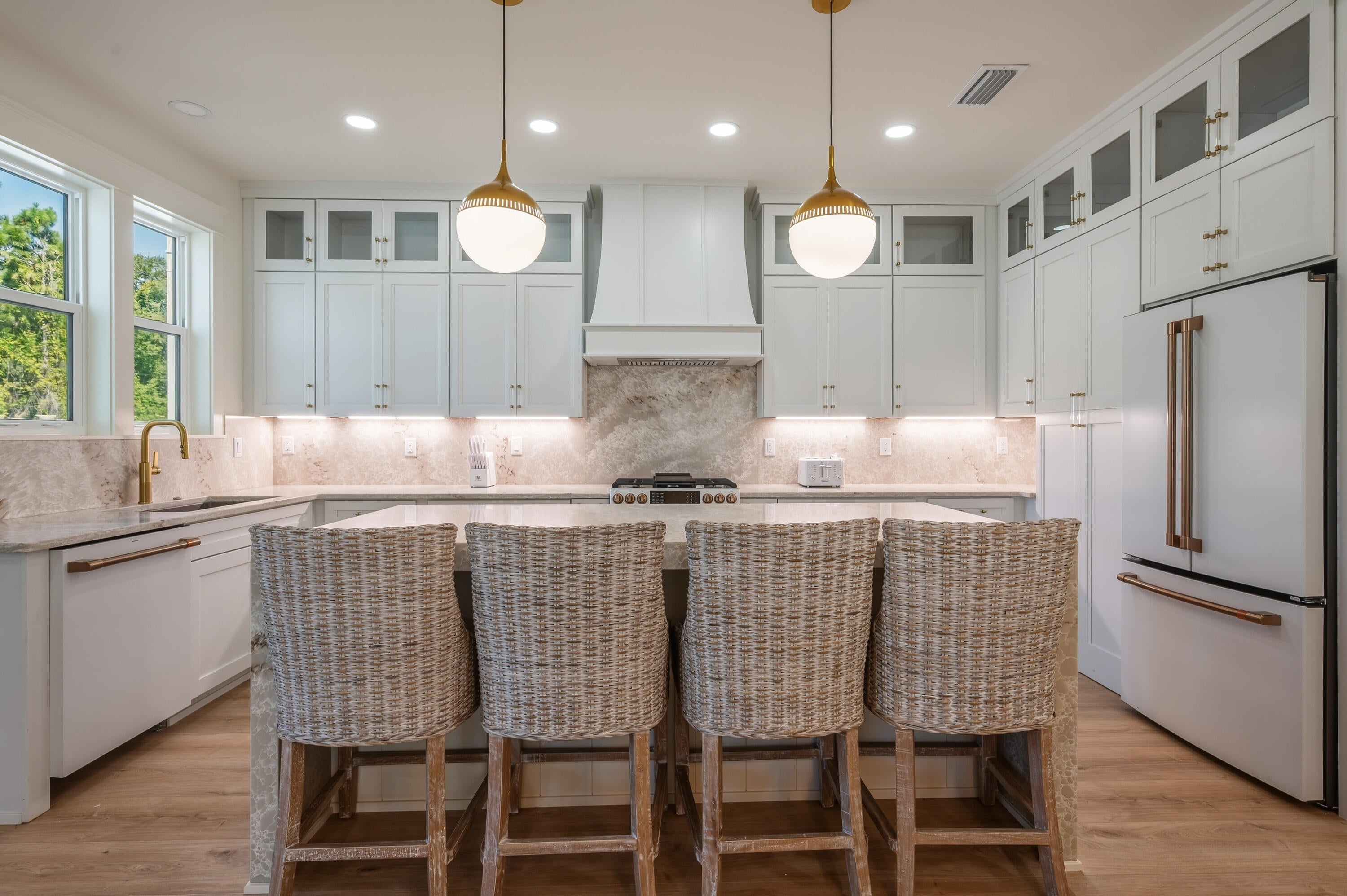 Gulf Shore Manor - Residential