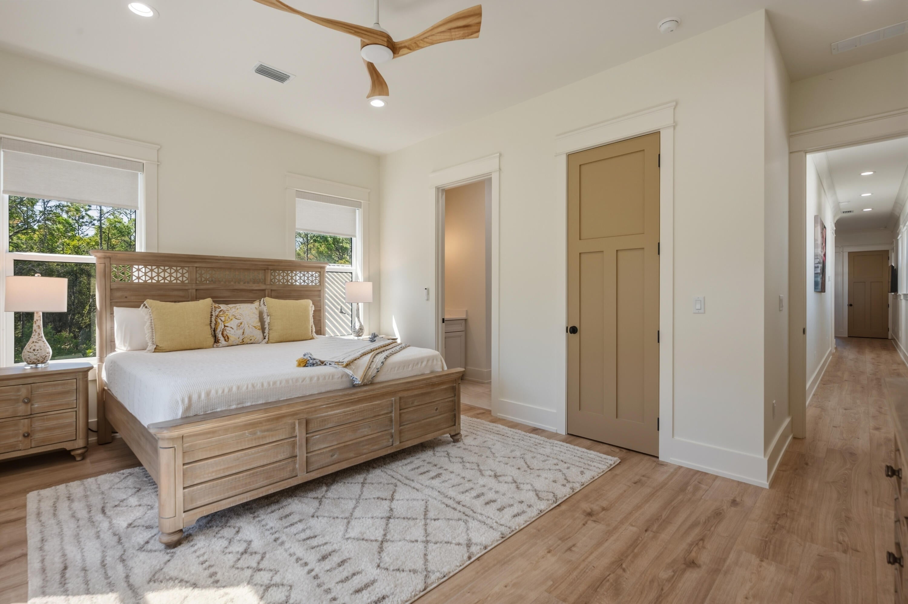 Gulf Shore Manor - Residential