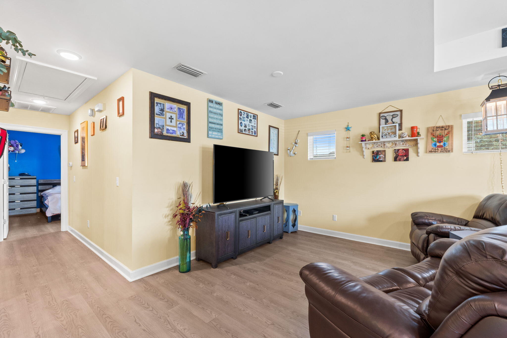 LAGUNA BEACH 7TH ADDN - Residential