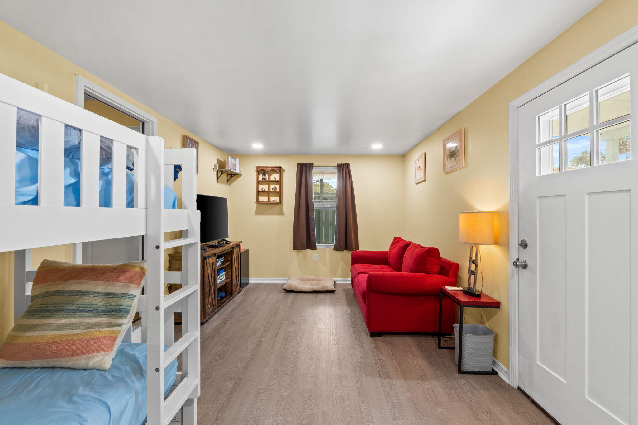 LAGUNA BEACH 7TH ADDN - Residential
