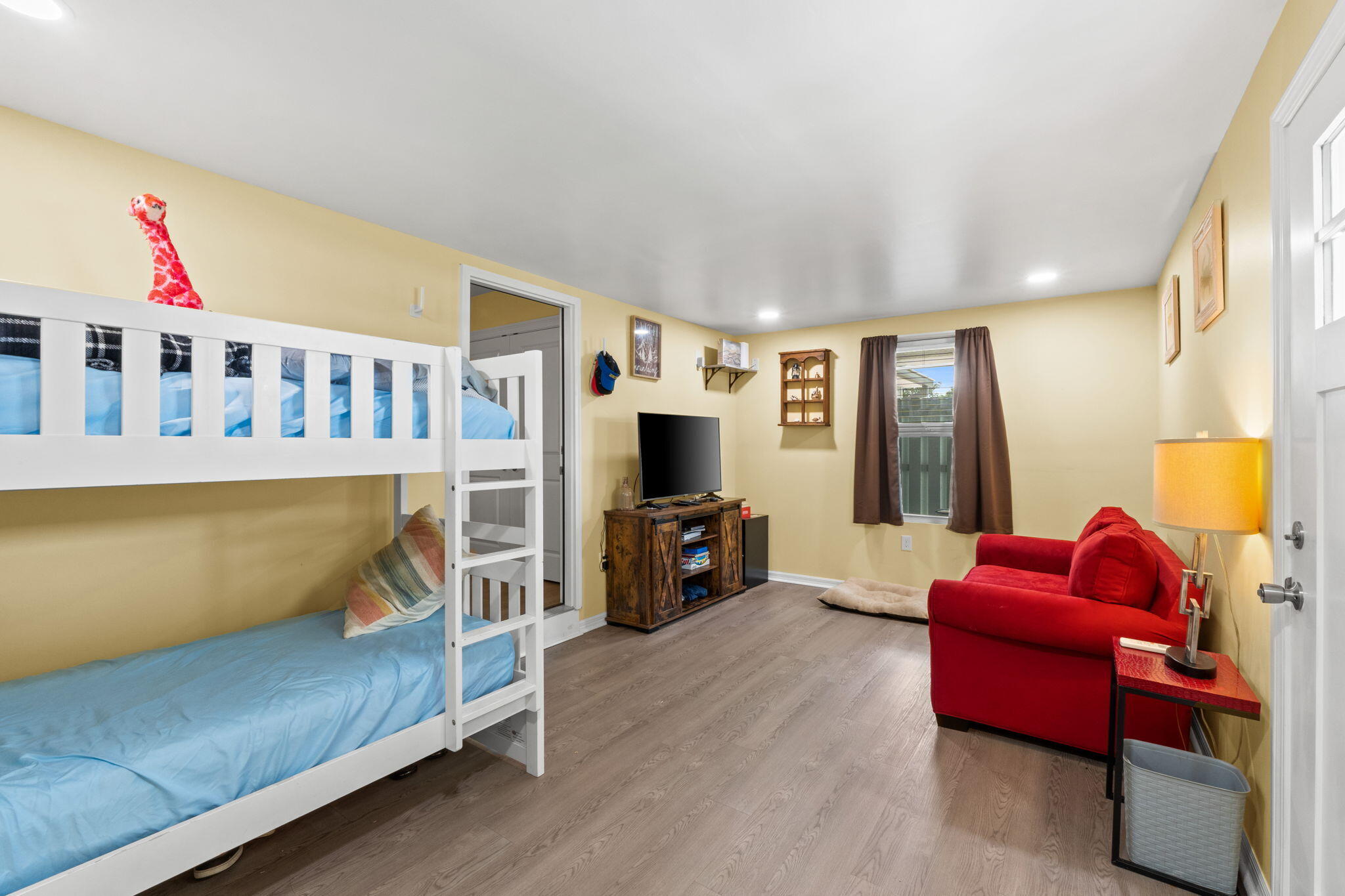 LAGUNA BEACH 7TH ADDN - Residential