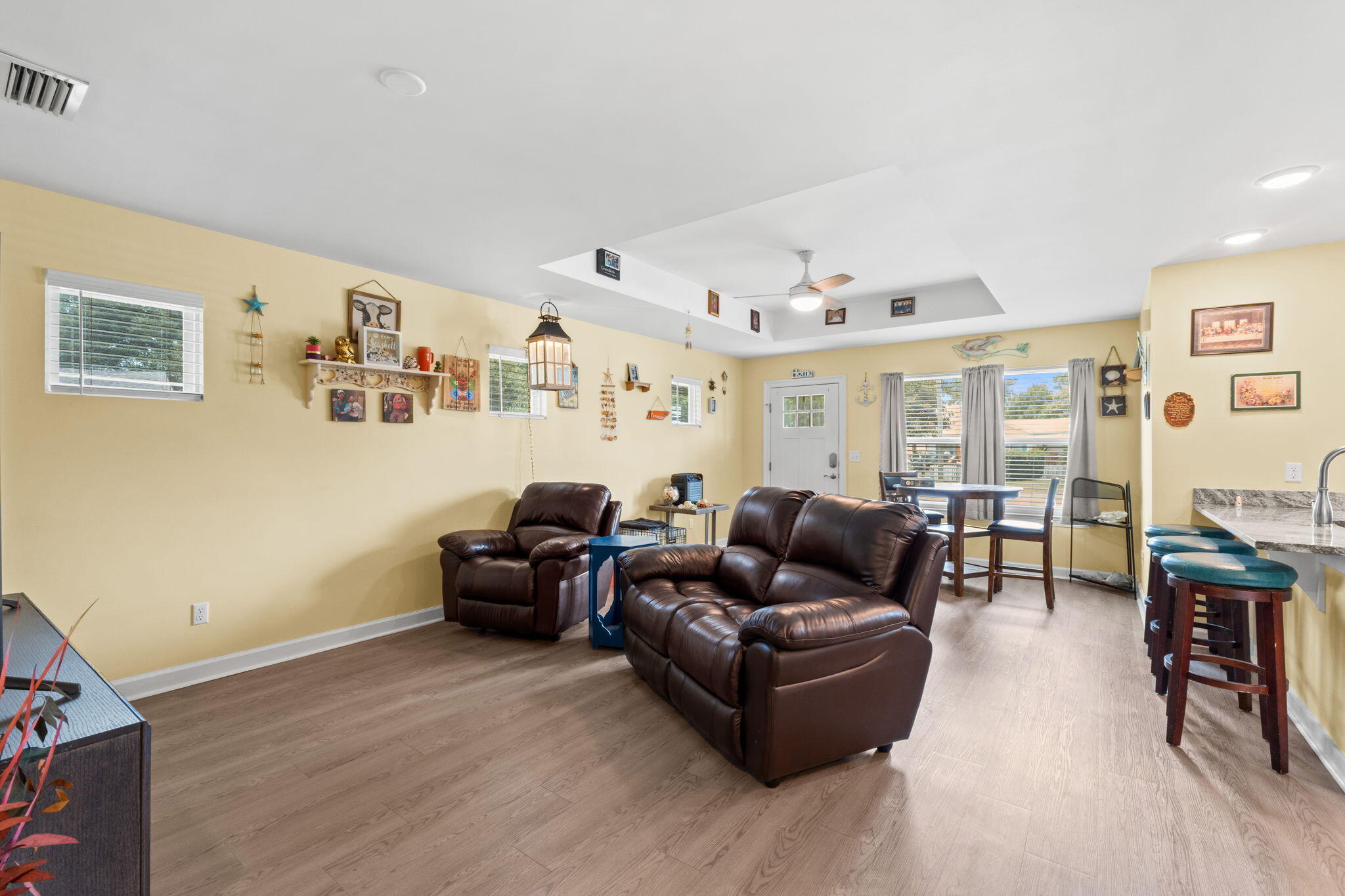 LAGUNA BEACH 7TH ADDN - Residential