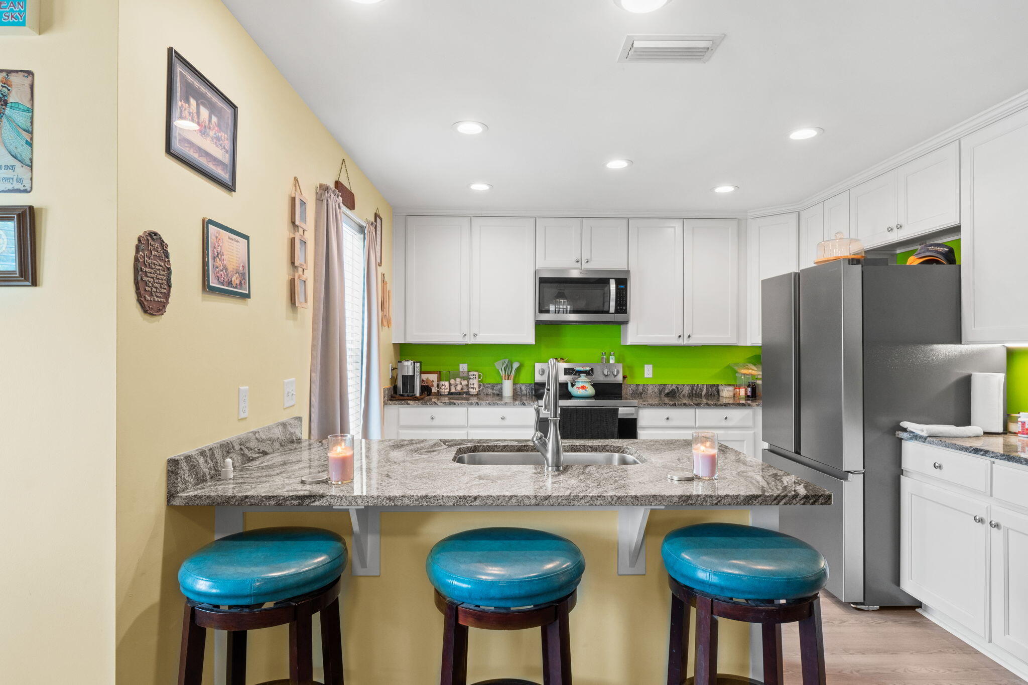 LAGUNA BEACH 7TH ADDN - Residential