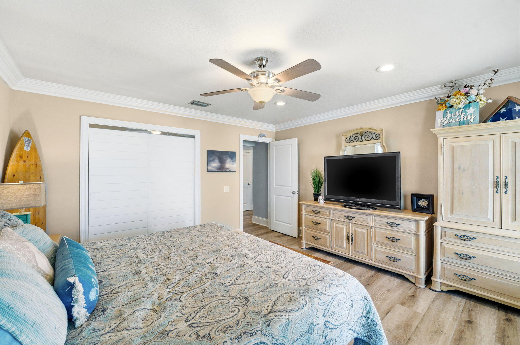 HOLIDAY BEACH UNIT 07 - Residential