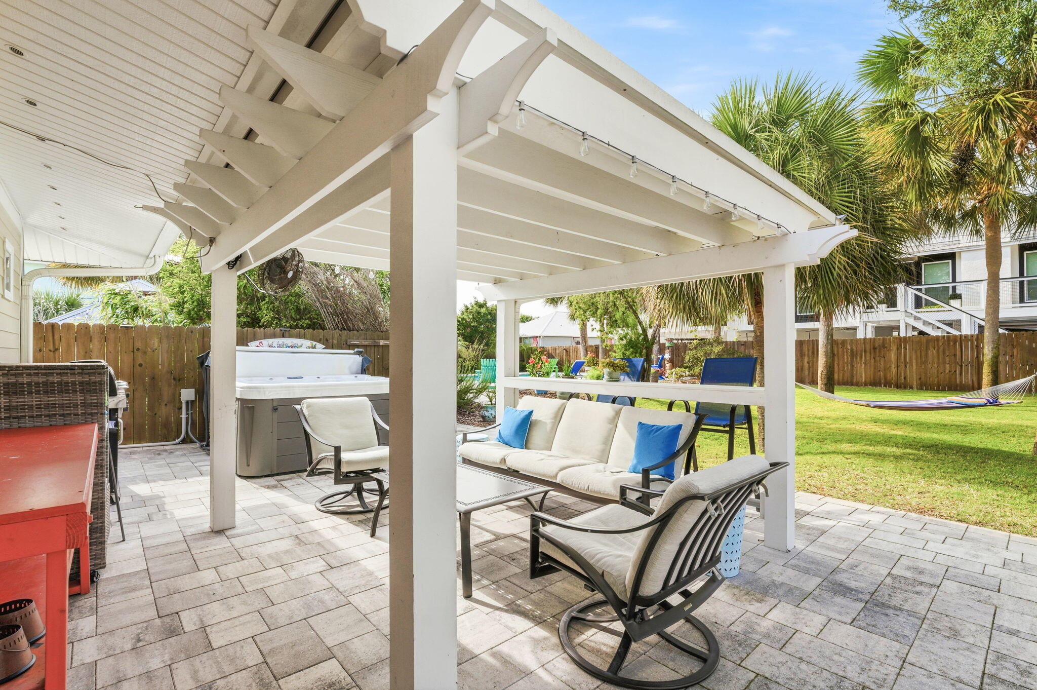 HOLIDAY BEACH UNIT 07 - Residential