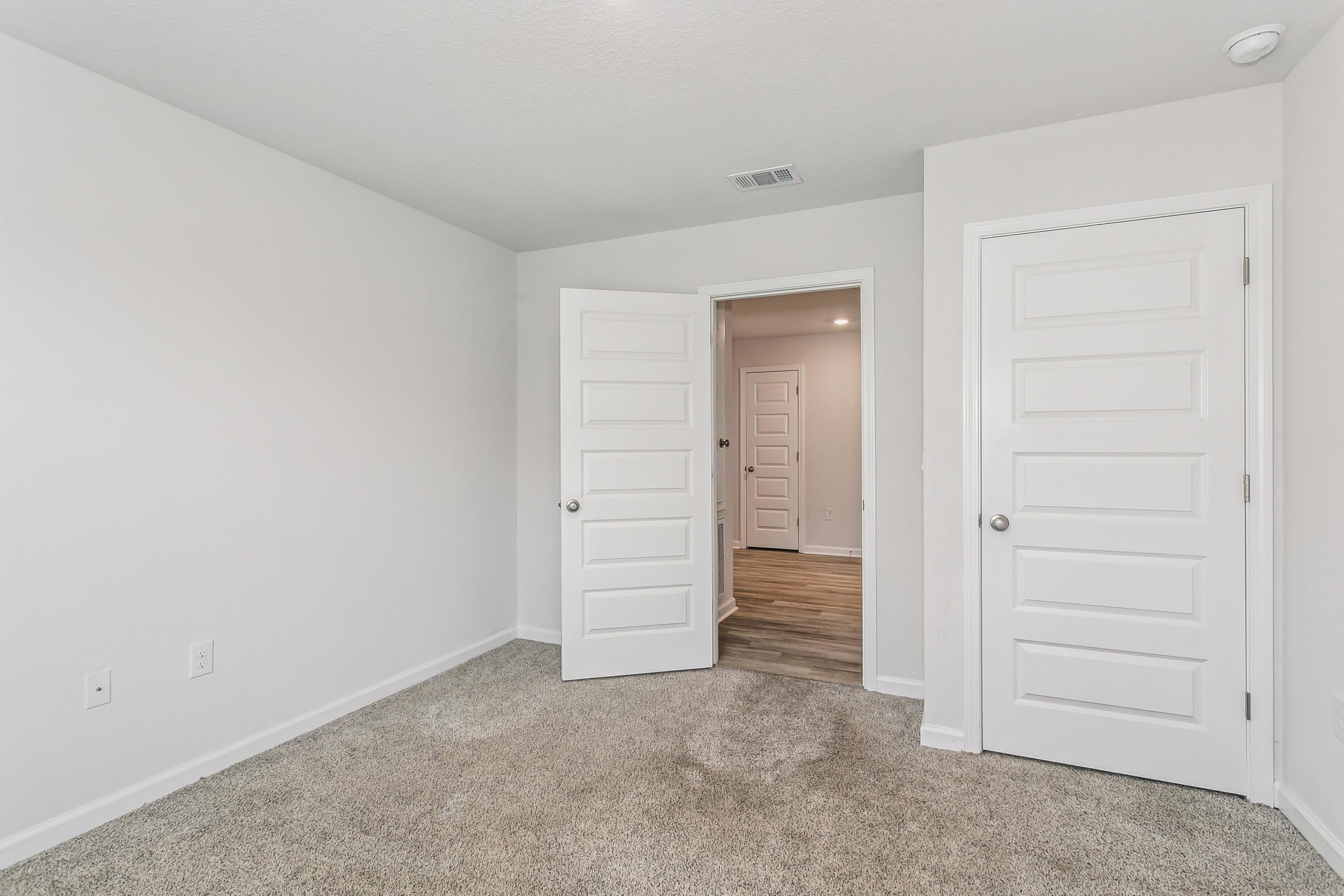 PLANTATION WOODS - Residential