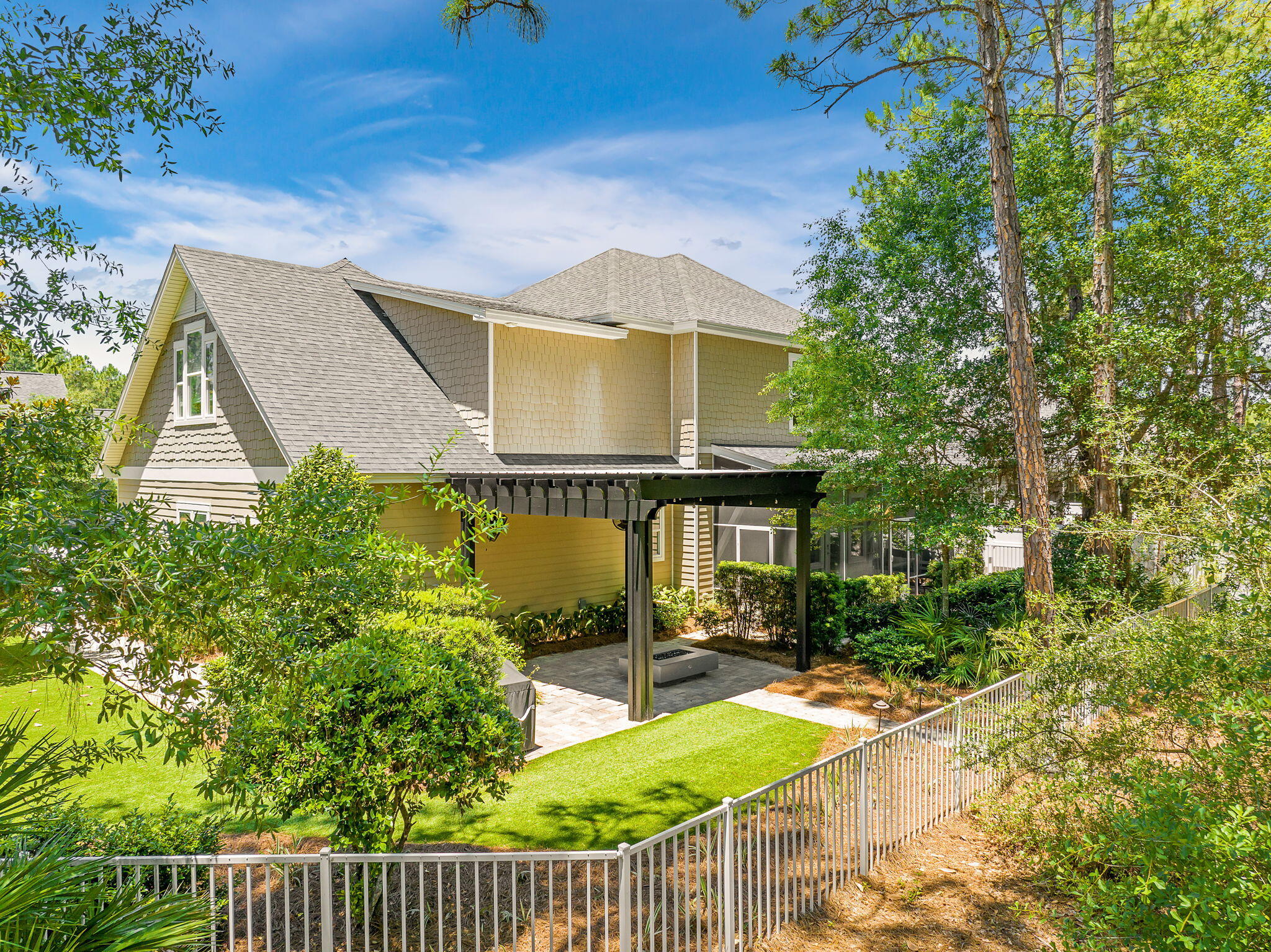 Paradise Cove - Residential