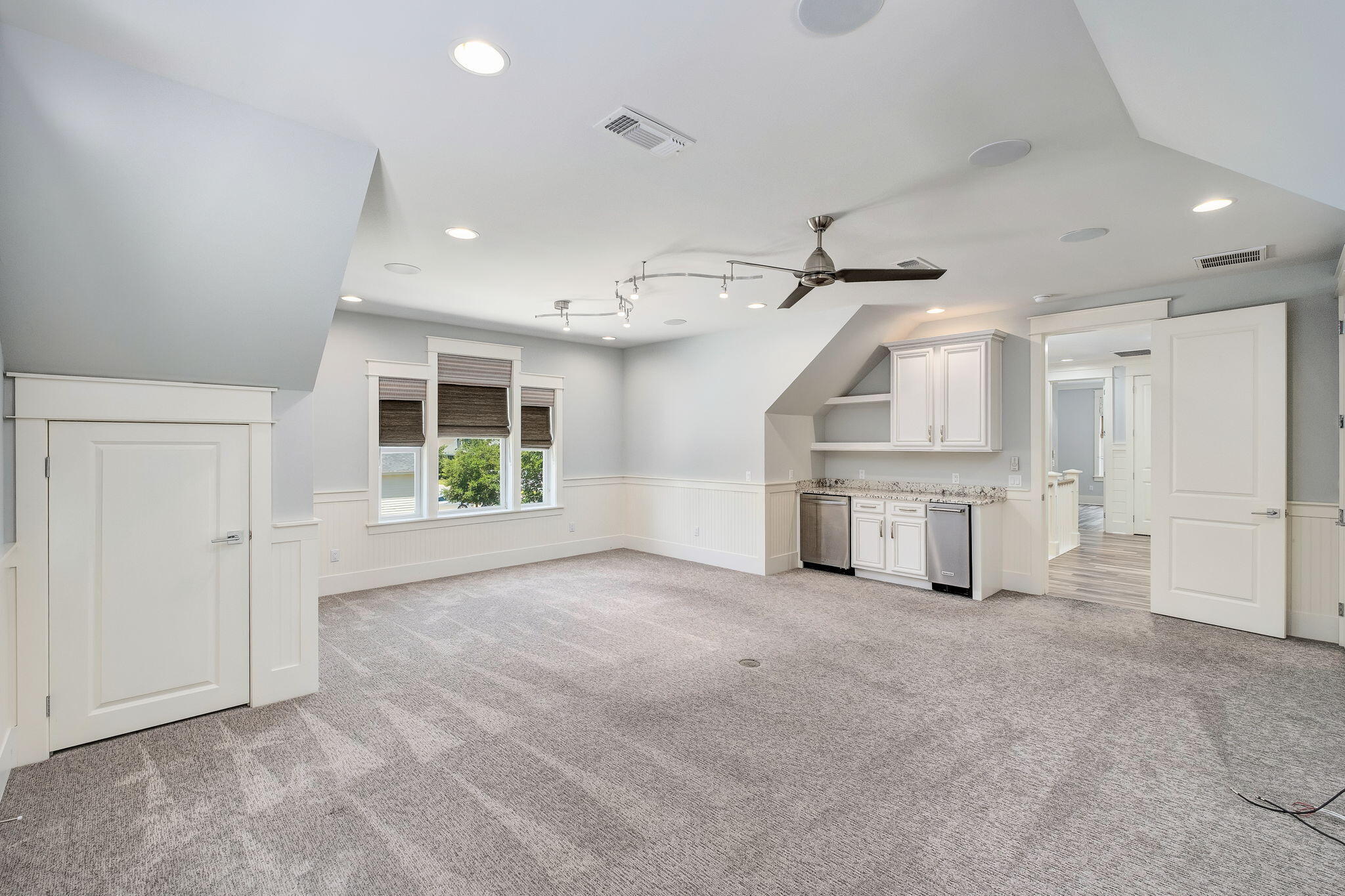Paradise Cove - Residential
