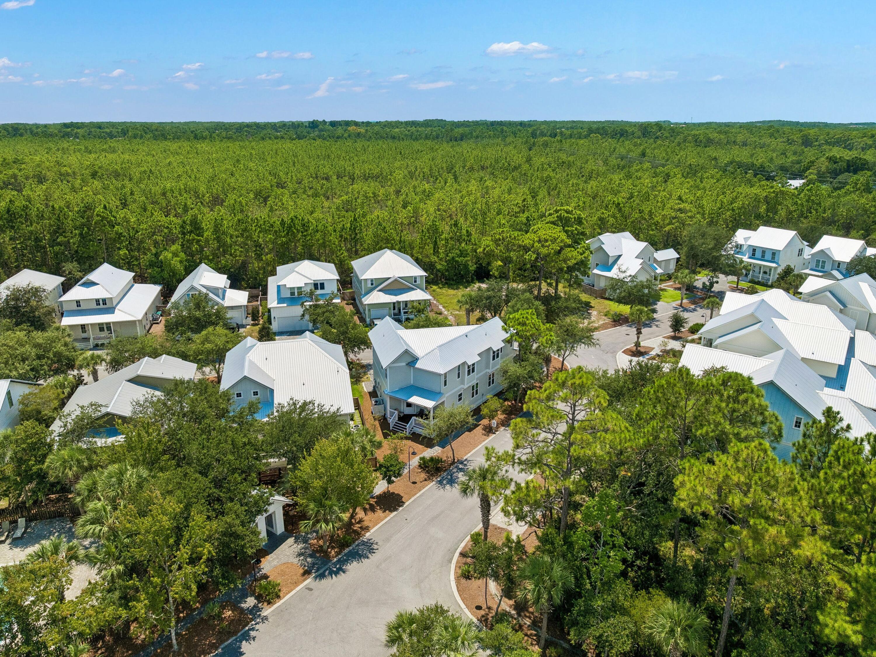 HIDDEN GROVE - Residential