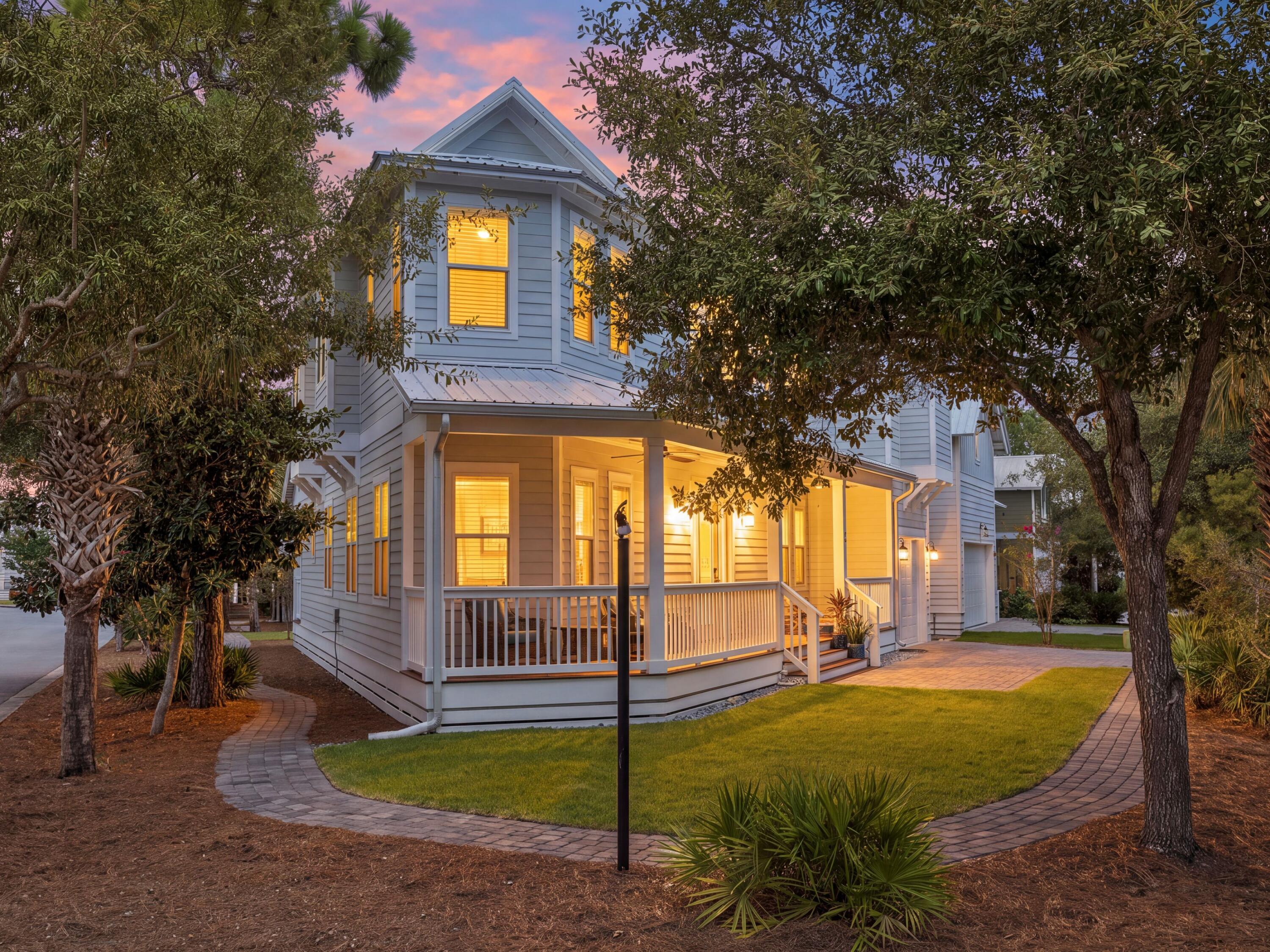HIDDEN GROVE - Residential
