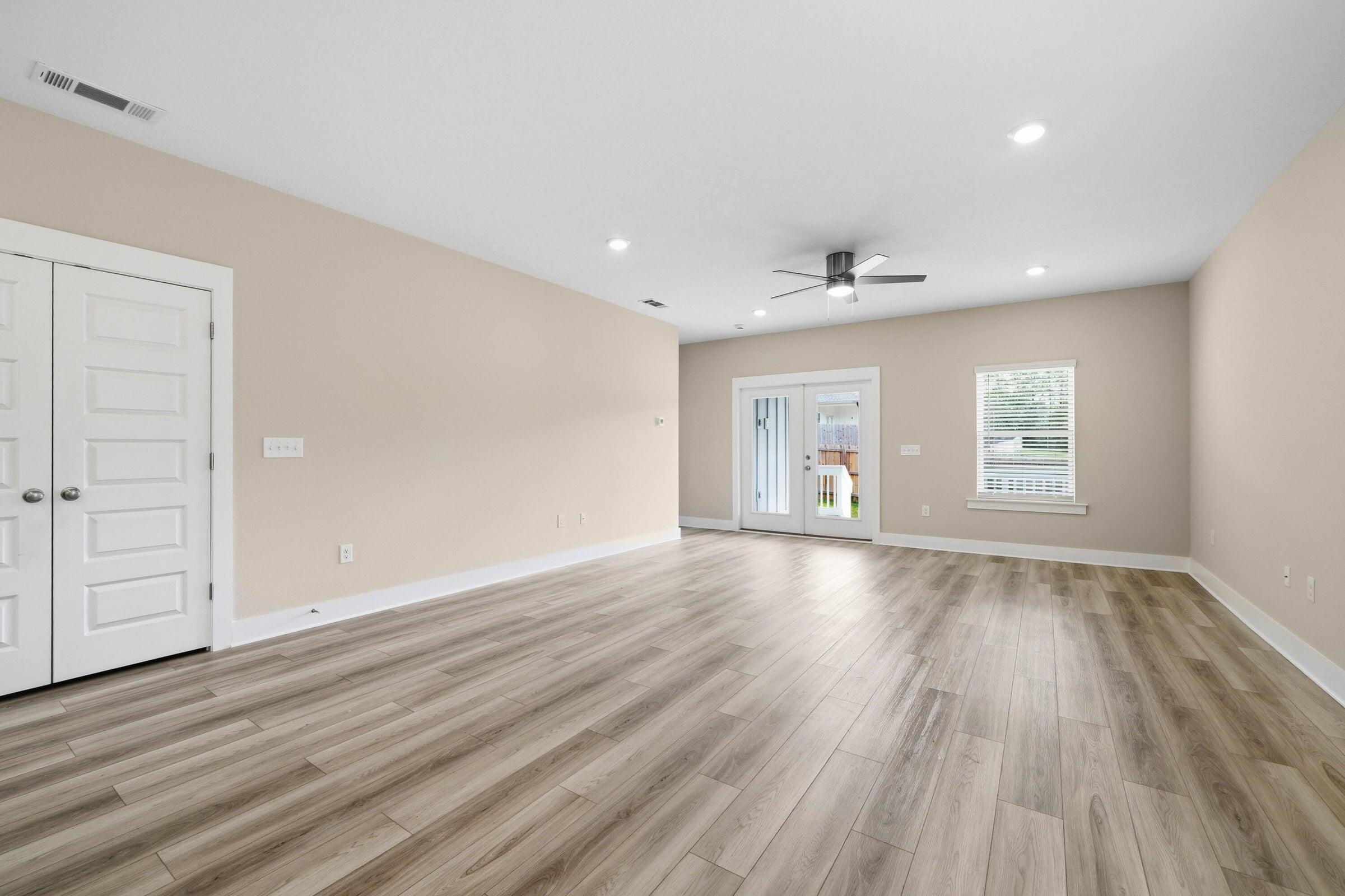MAGNOLIA CREEK PHASE 1 - Residential Lease