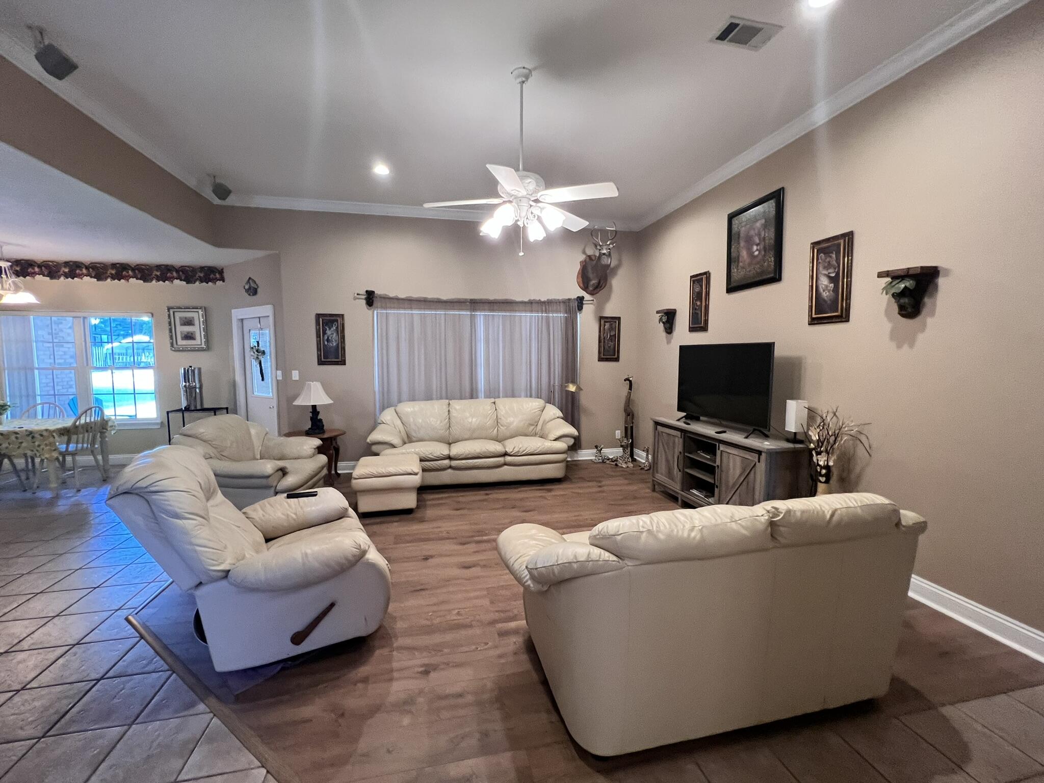 METES & BOUNDS - Residential Lease