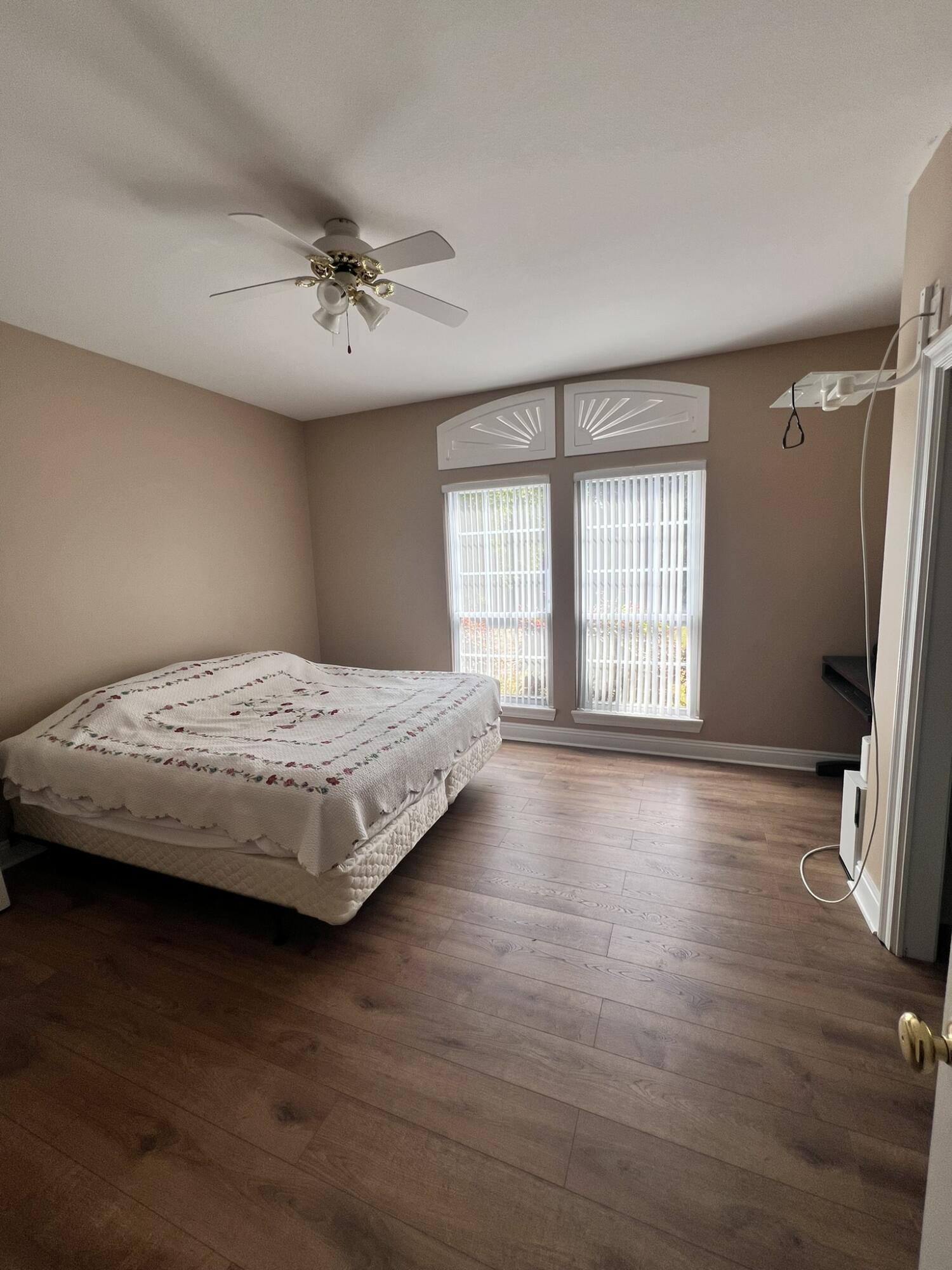 METES & BOUNDS - Residential Lease
