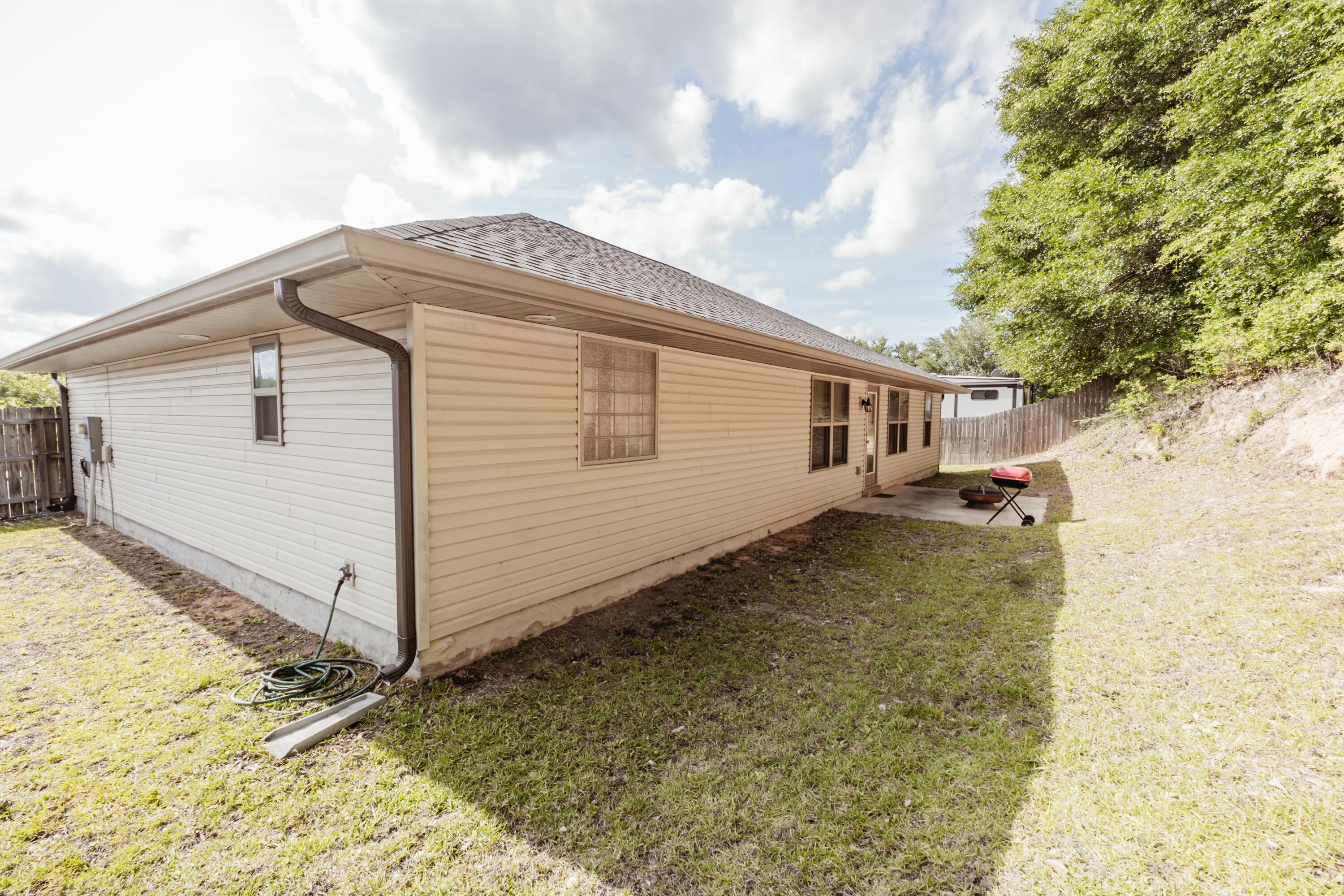 Old Bethel Estates Ph II - Residential Lease