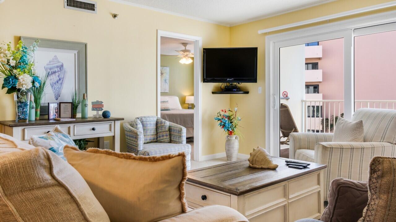 ISLANDER CONDO PH 2 - Residential