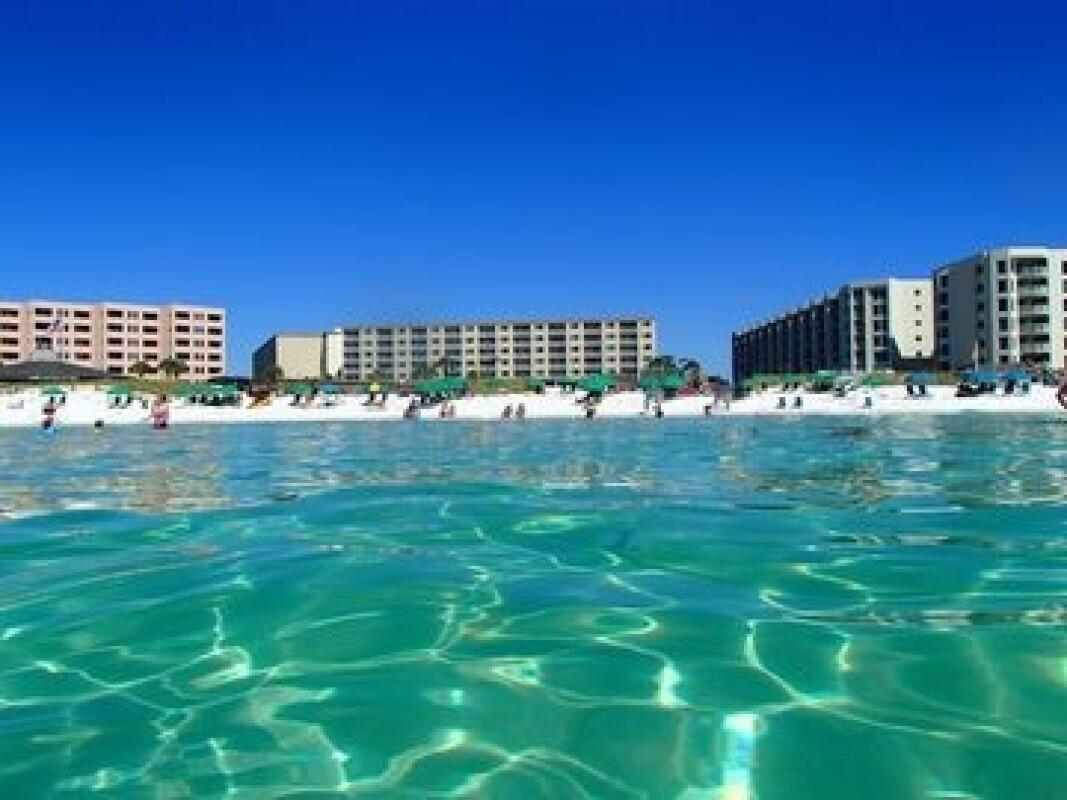 ISLANDER CONDO PH 2 - Residential