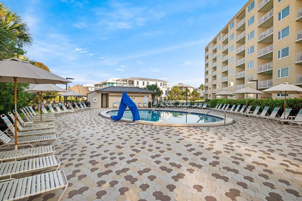 ISLANDER CONDO PH 2 - Residential