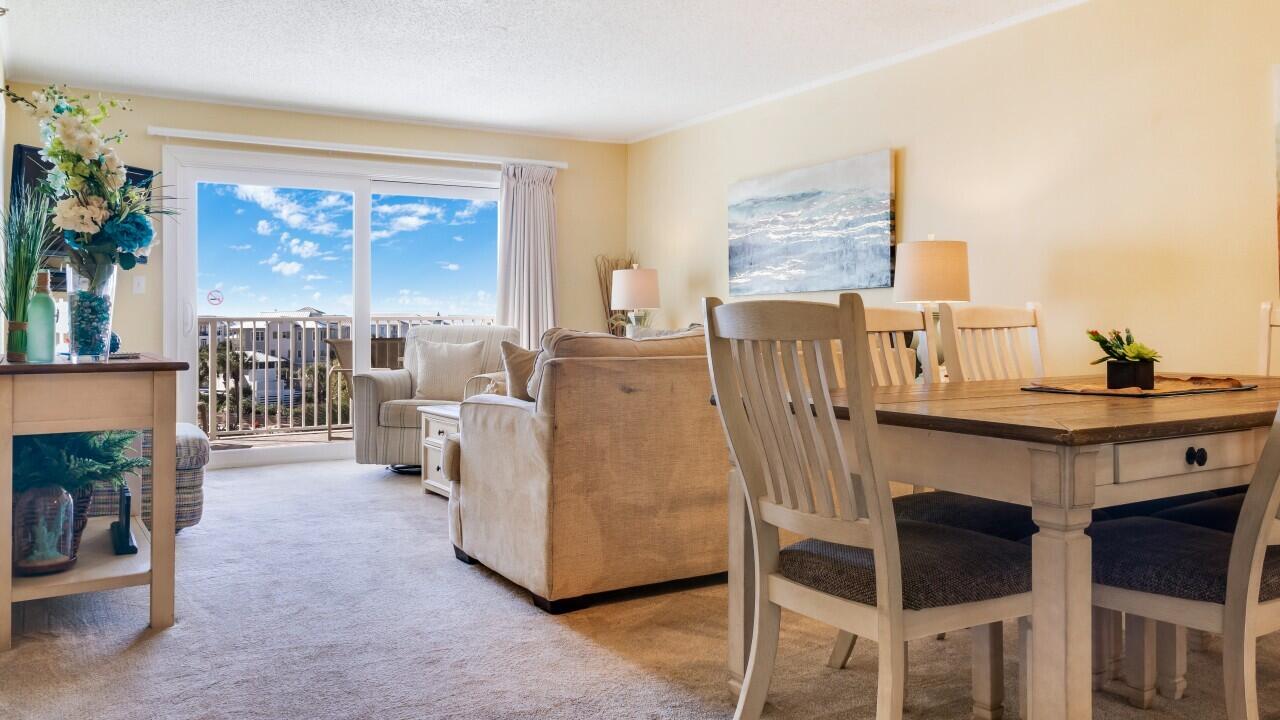 ISLANDER CONDO PH 2 - Residential