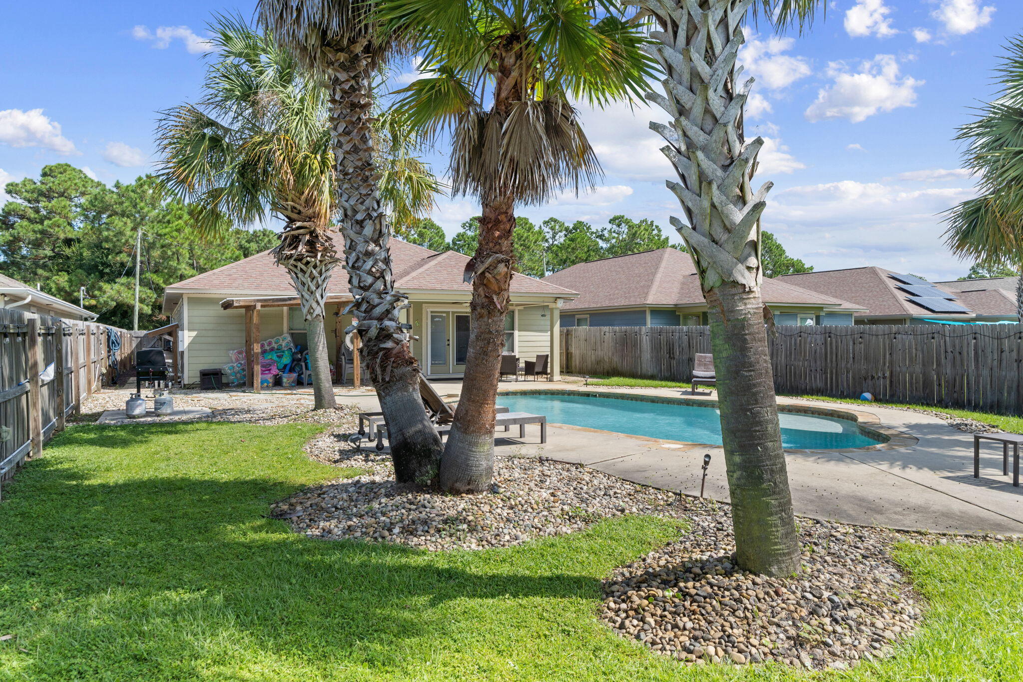NAVARRE S/D 2ND ADDN - Residential